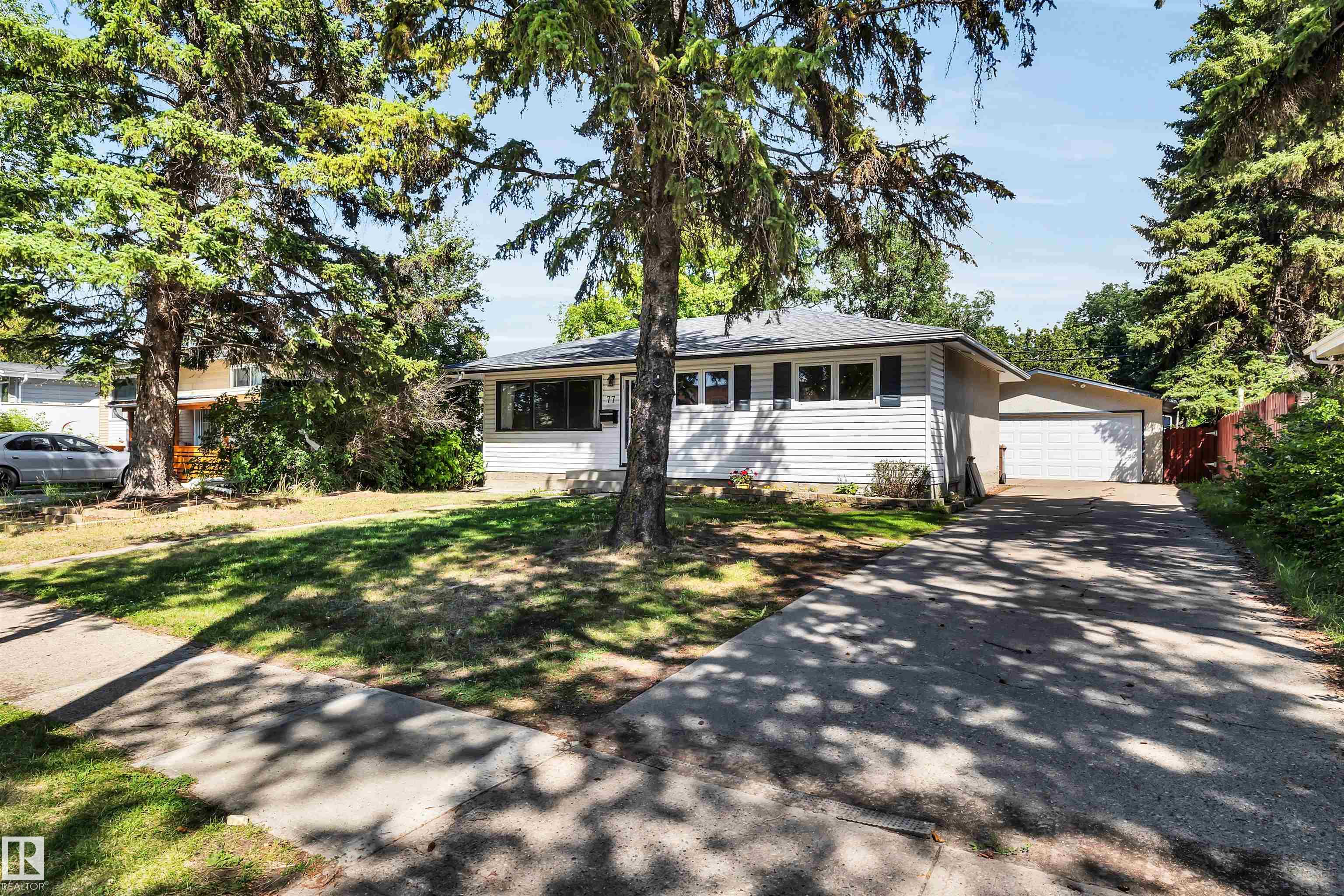 77 GROSVENOR Boulevard, E4451668, Alberta,