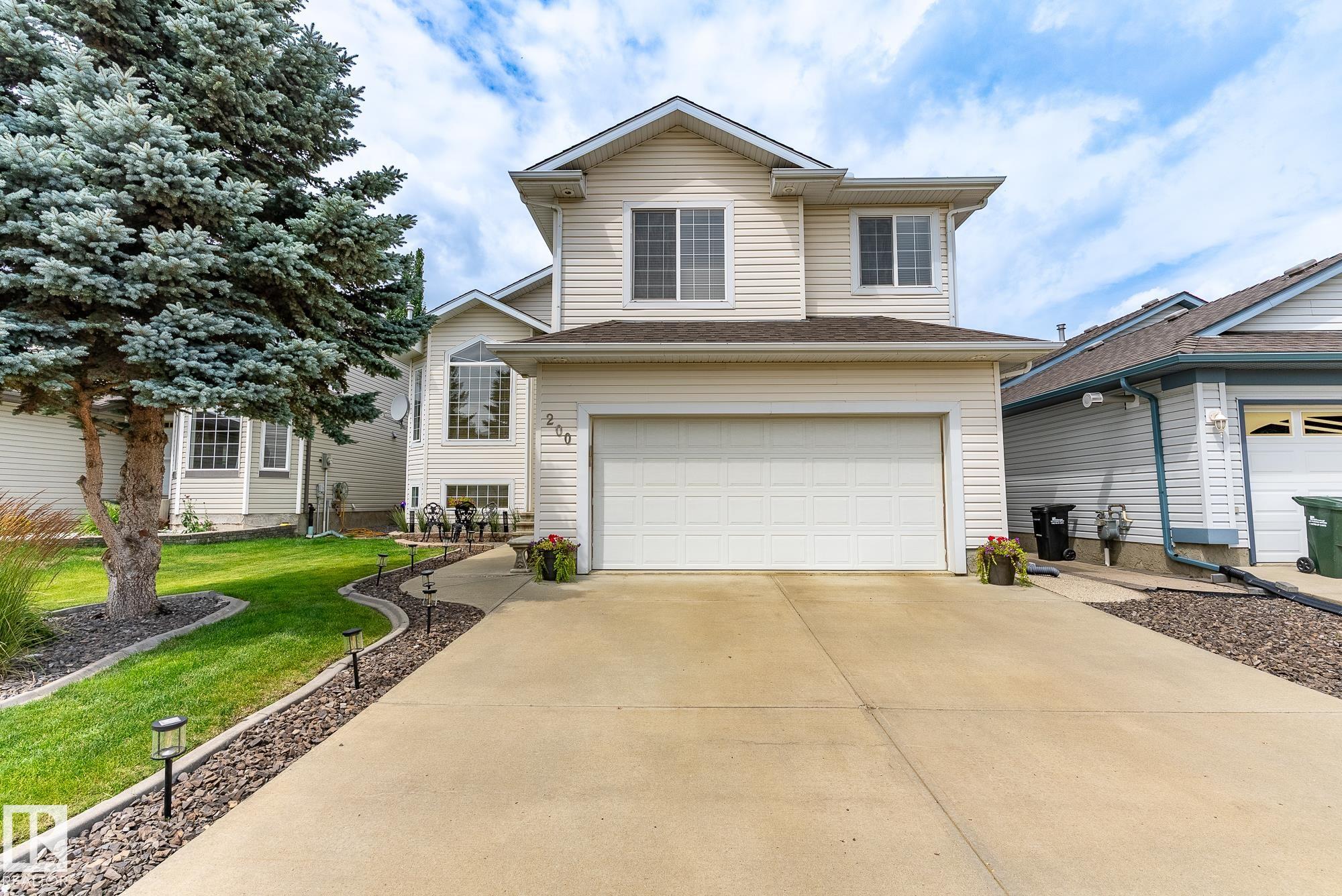 200 FORREST Drive, E4451682, Alberta,