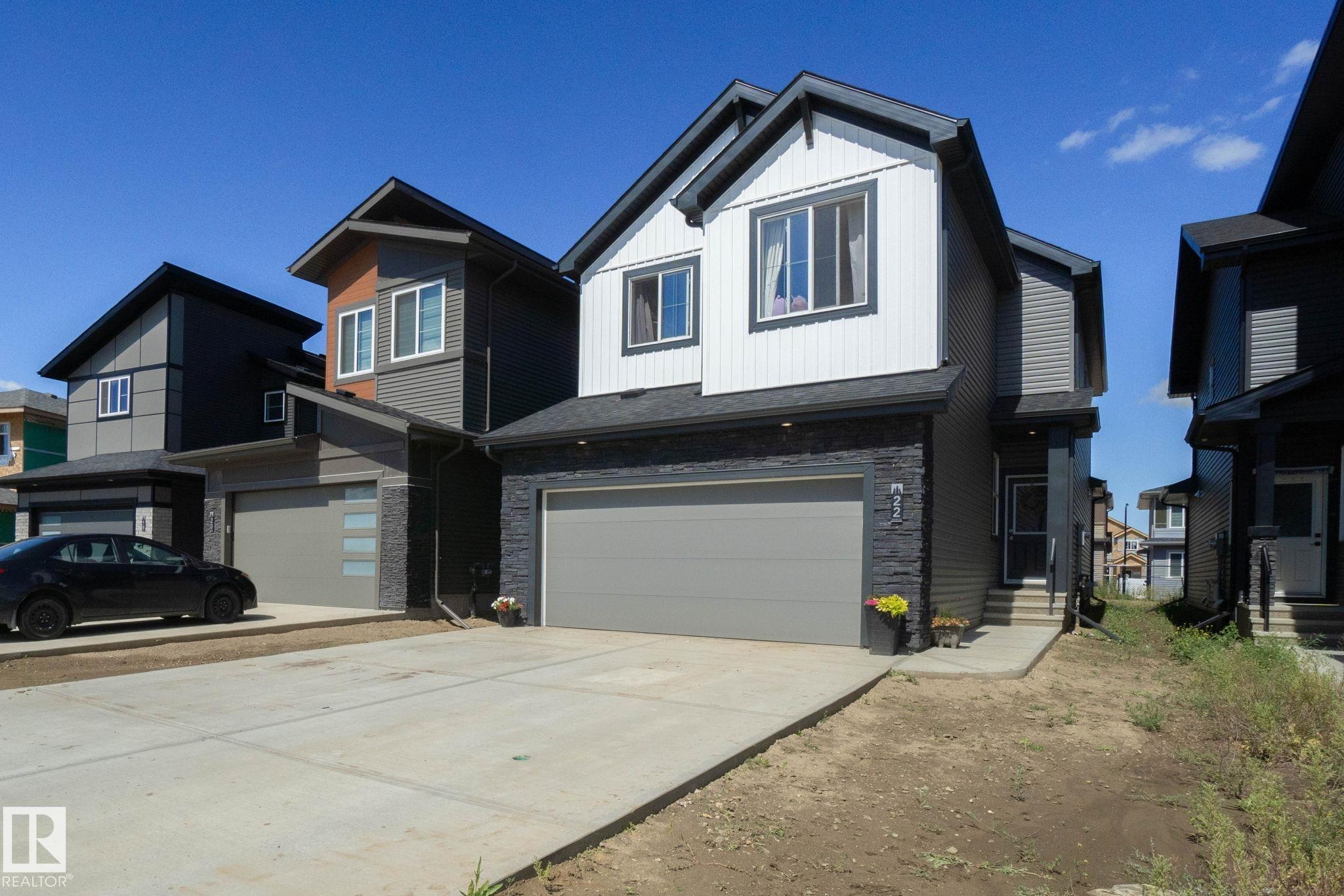 22 KIWYCK Link, E4451685, Alberta,