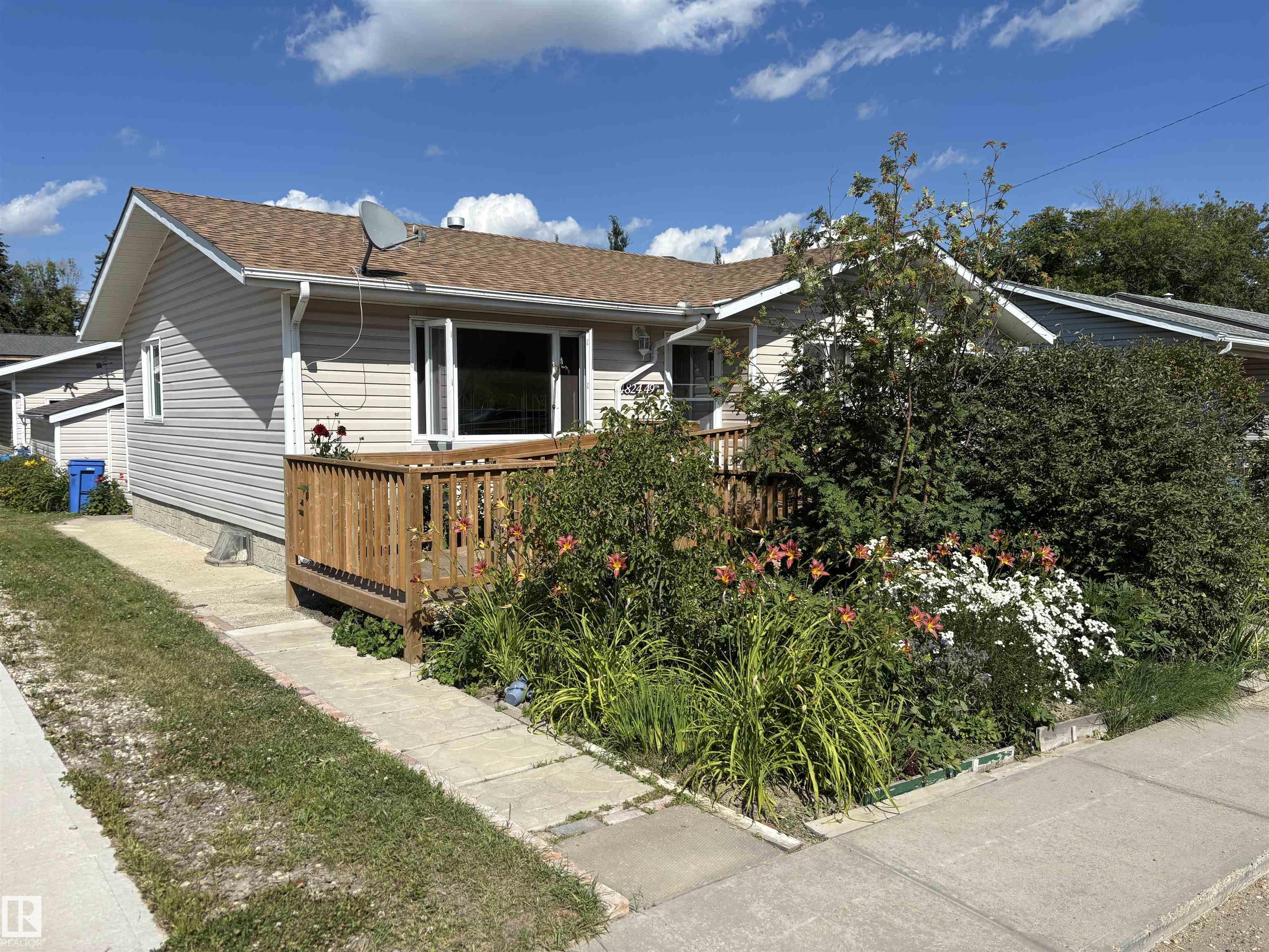 4824 49 Avenue, E4451696, Alberta,
