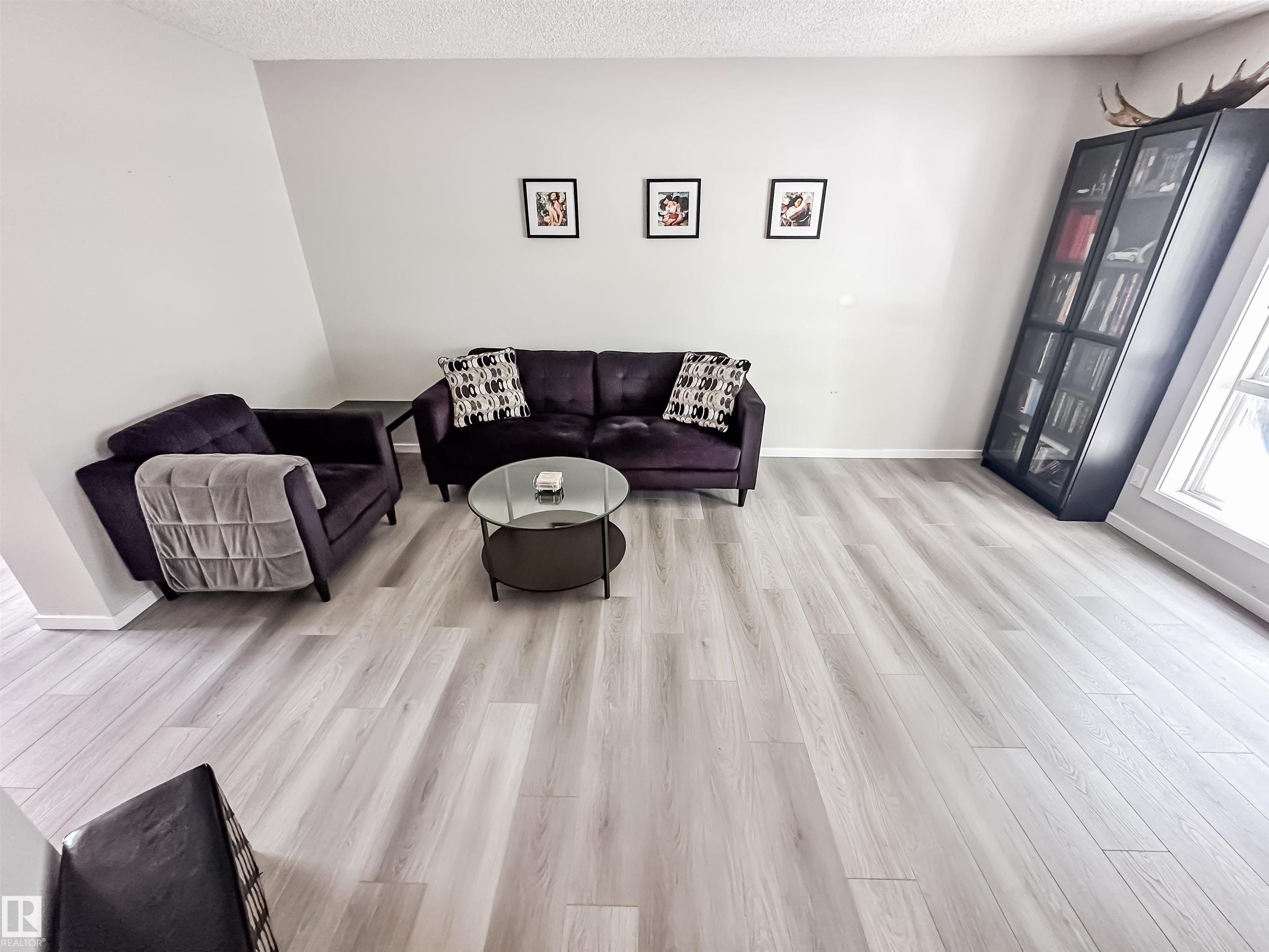 Fifth View of 26 10909 106 Street, Central Mcdougall, Edmonton, Alberta, T5H 4M7