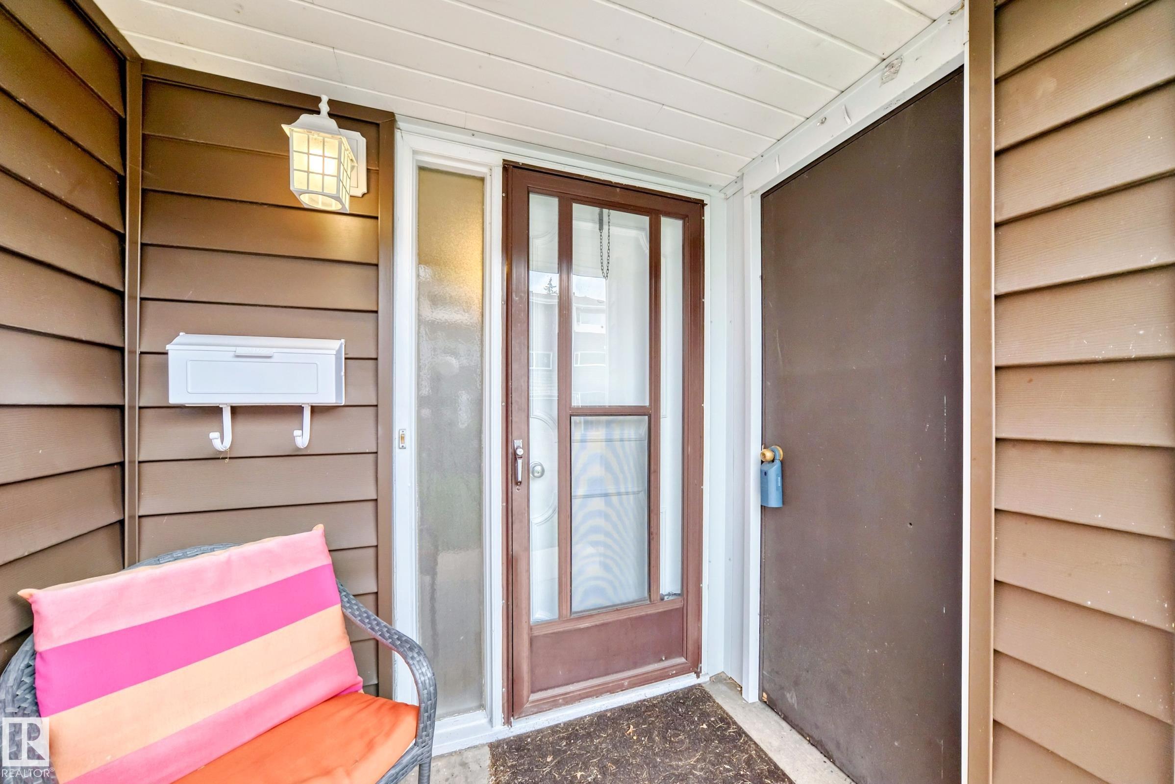 Second View of 1049 MILLBOURNE E, Michaels Park, Edmonton, Alberta, T6K 2K2