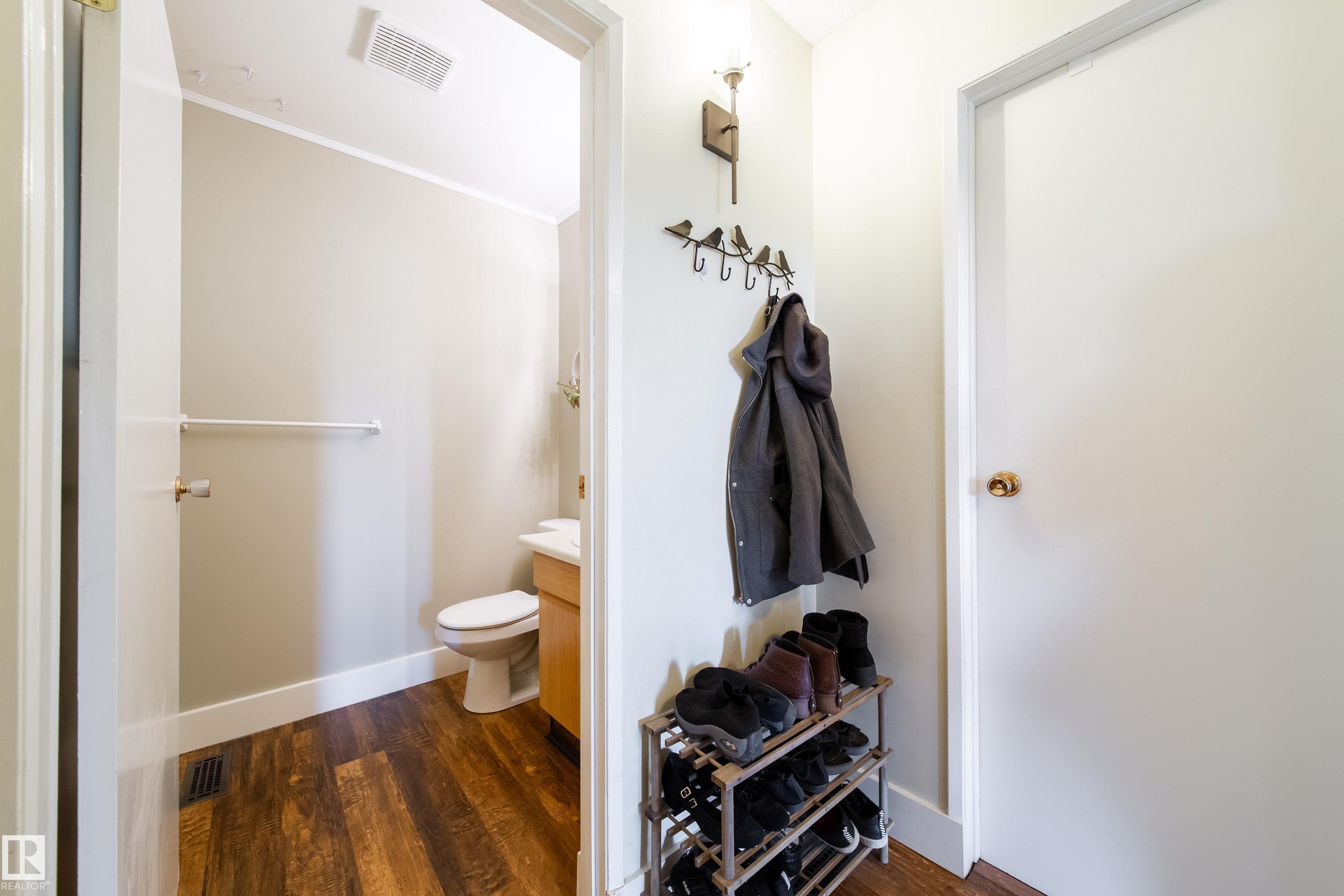 Second View of 8 4610 17 Avenue, Pollard Meadows, Edmonton, Alberta, T6L 5T1