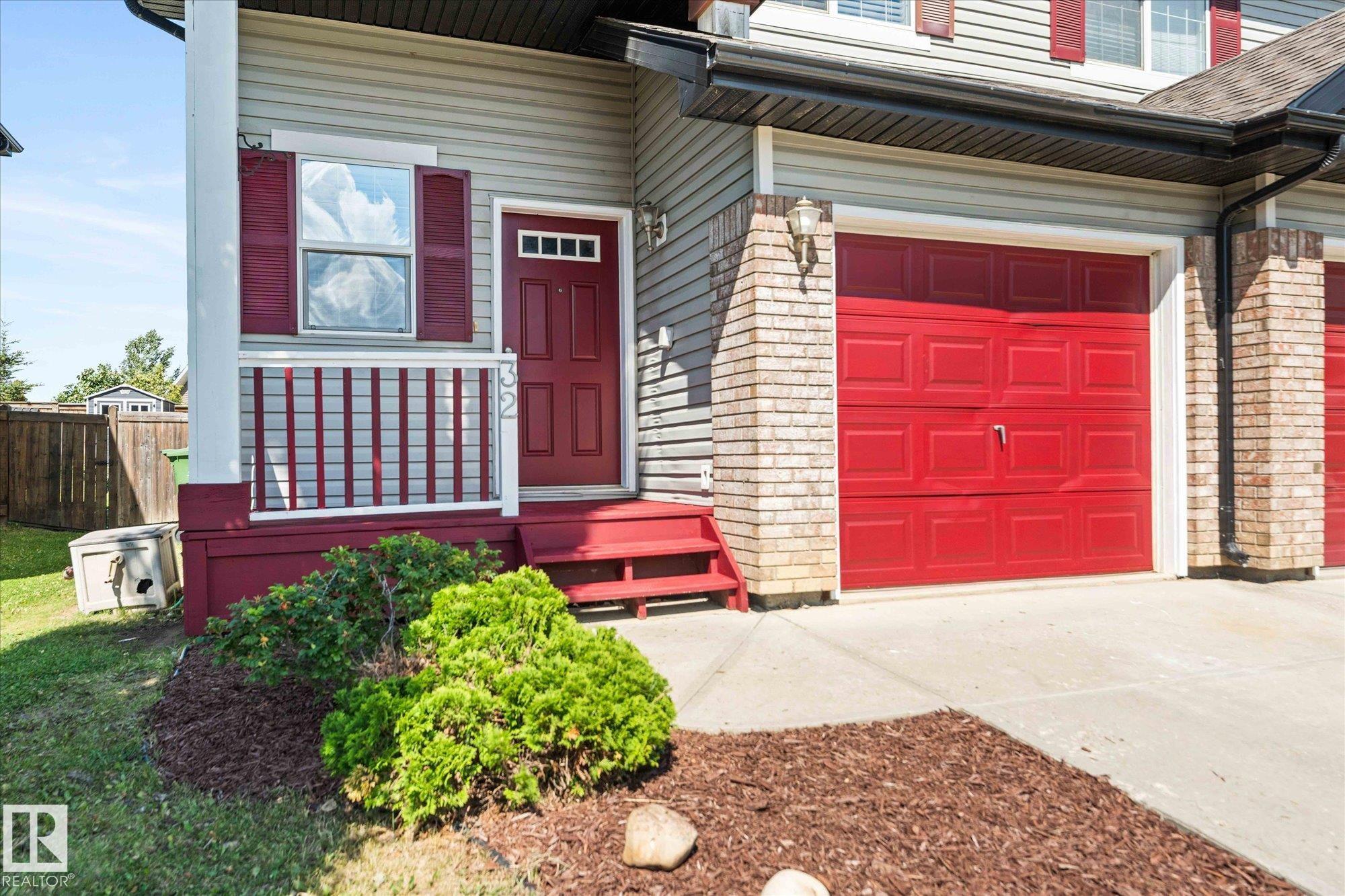 32 NEVIS Close, E4451939, Alberta,