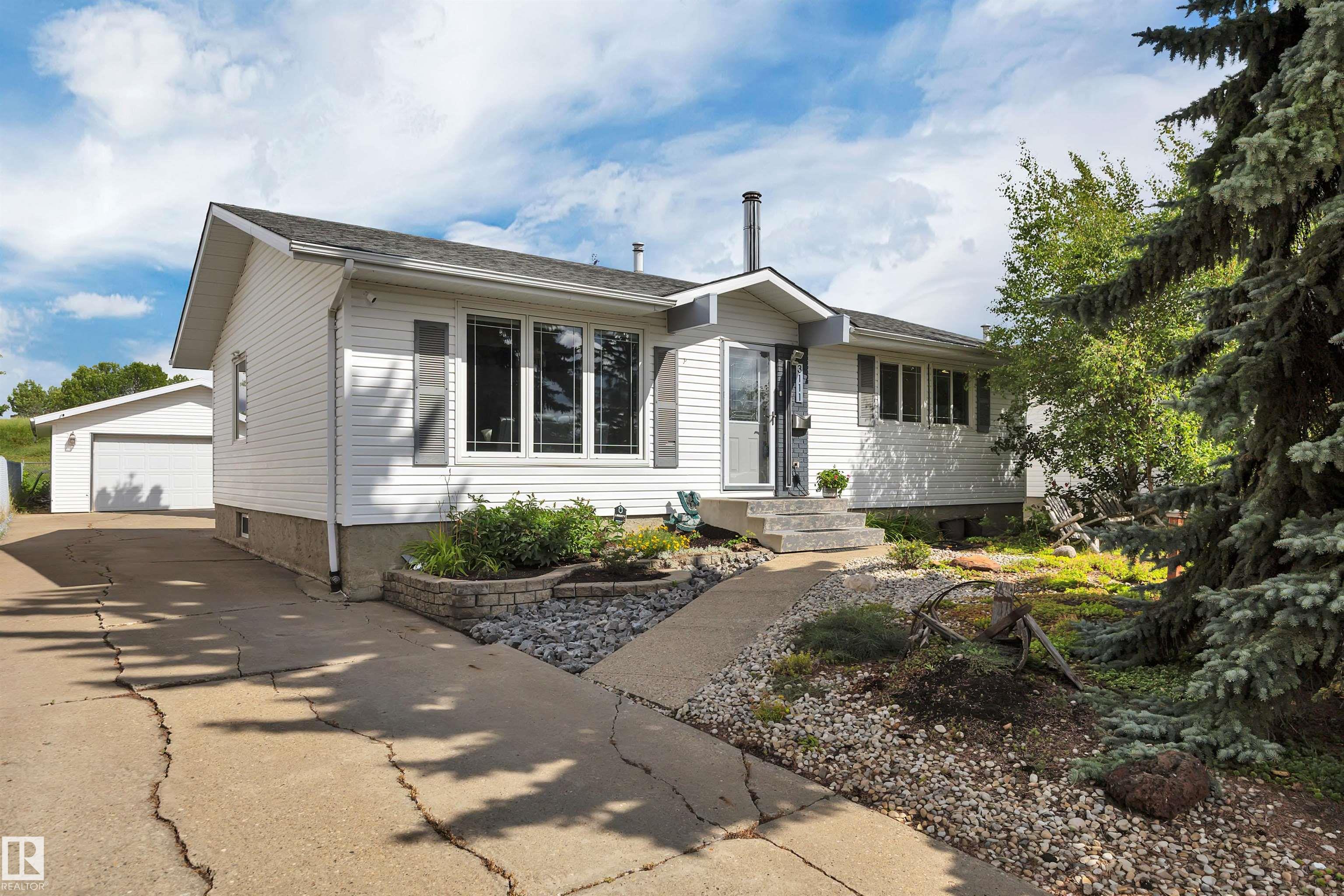 3111 104 Street, E4451957, Alberta,
