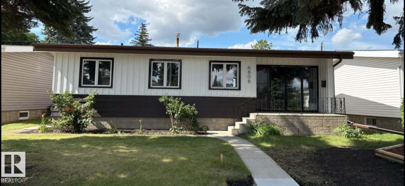 6808 95 Avenue NW, E4451978, Alberta,