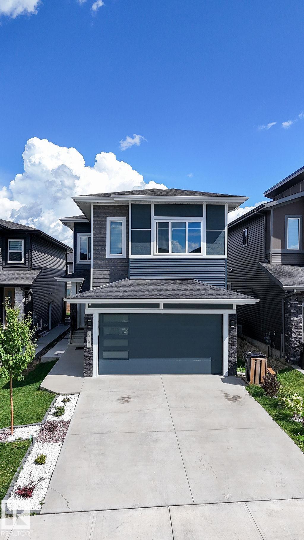 315 42 Street, E4452003, Alberta,