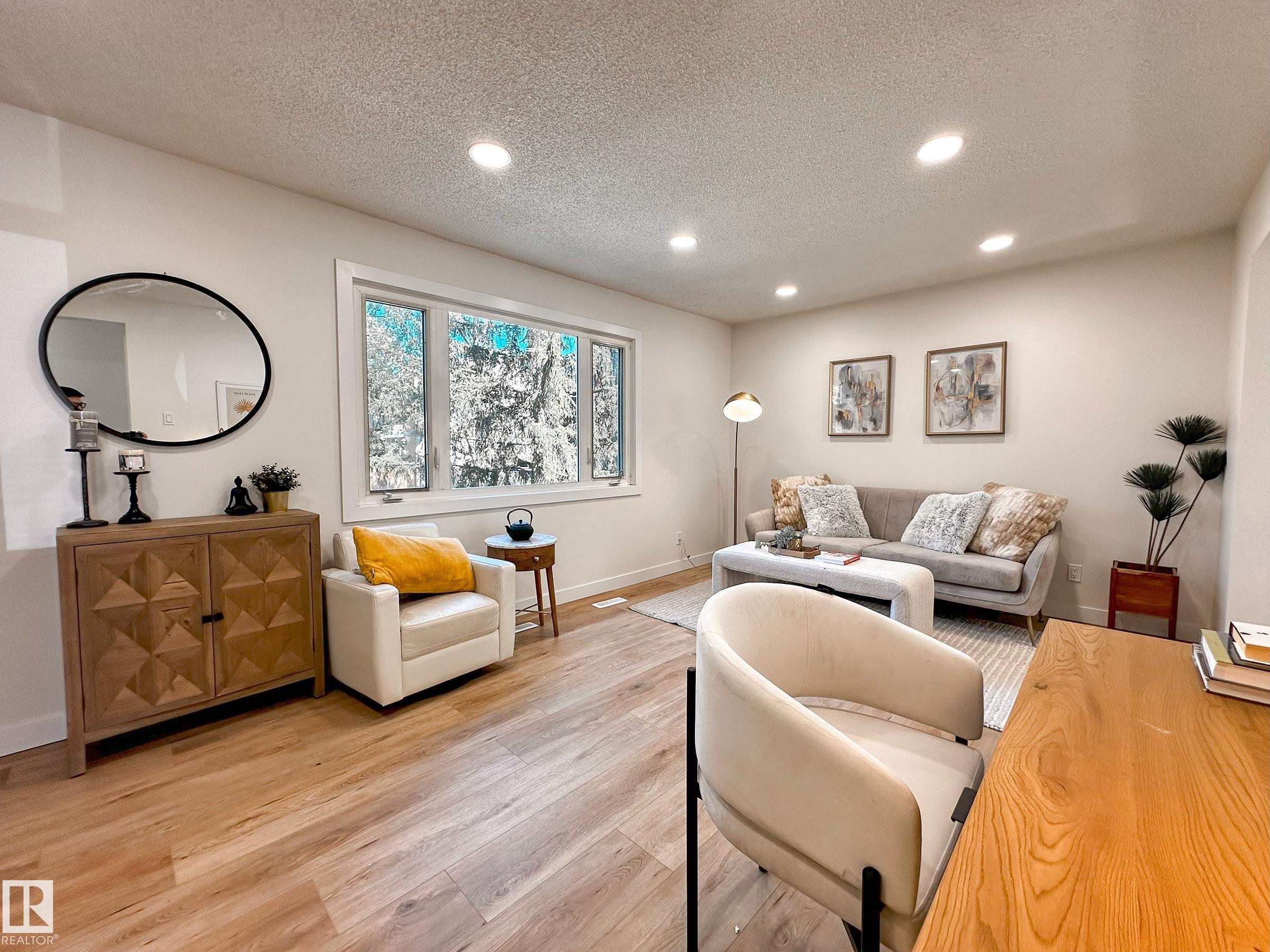 6J CALLINGWOOD Court, E4452020, Alberta,