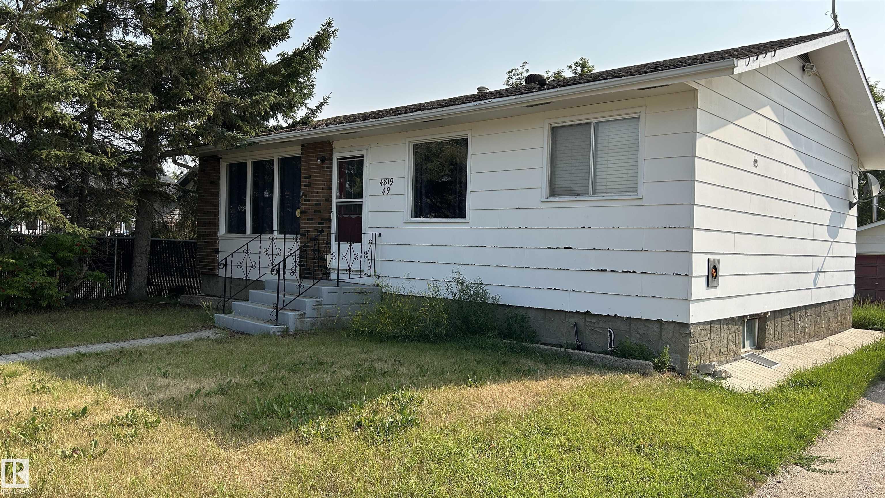 4819 49 Street, E4452067, Alberta,