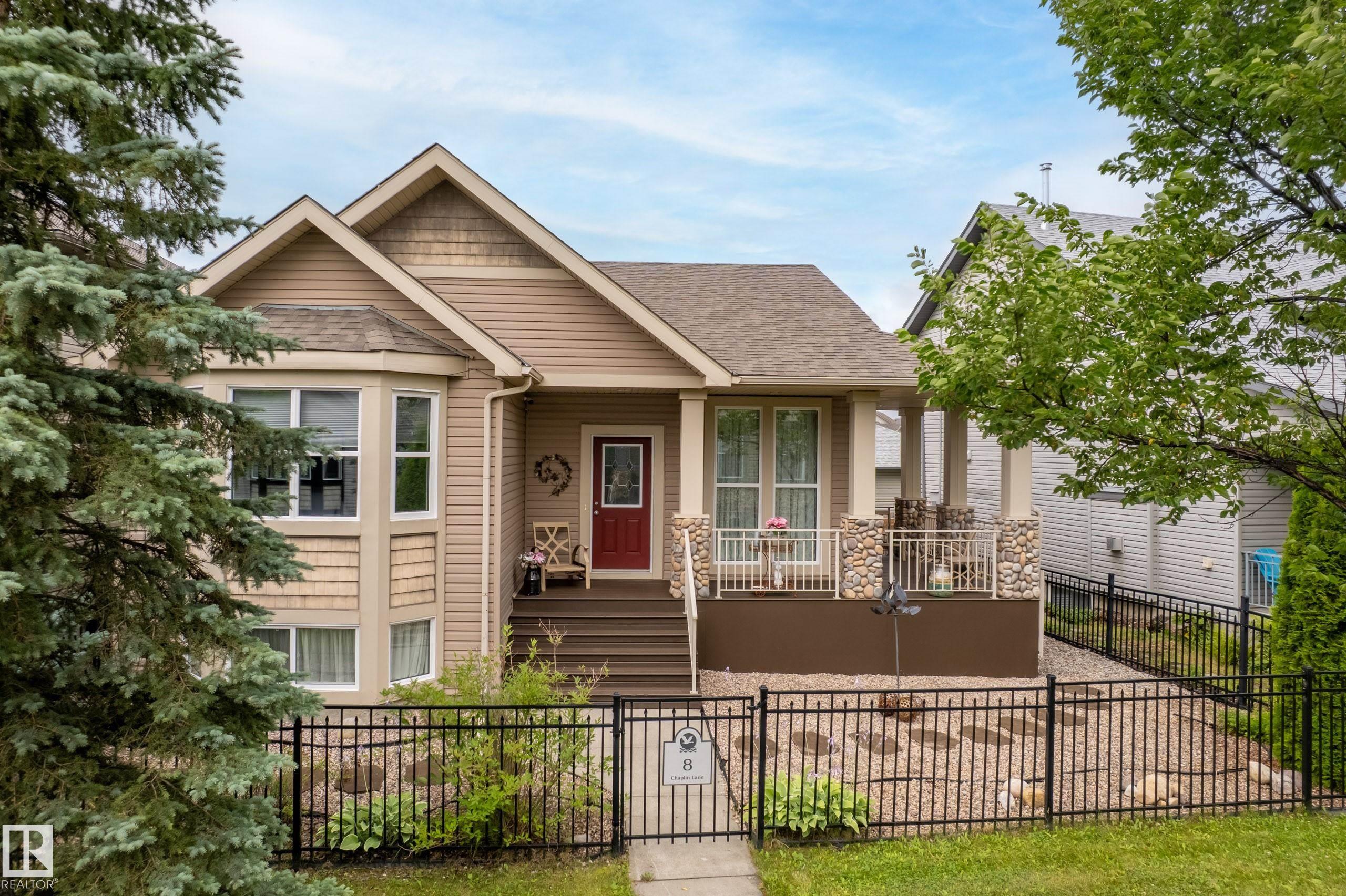 8 CHAPLIN Lane, E4452072, Alberta,