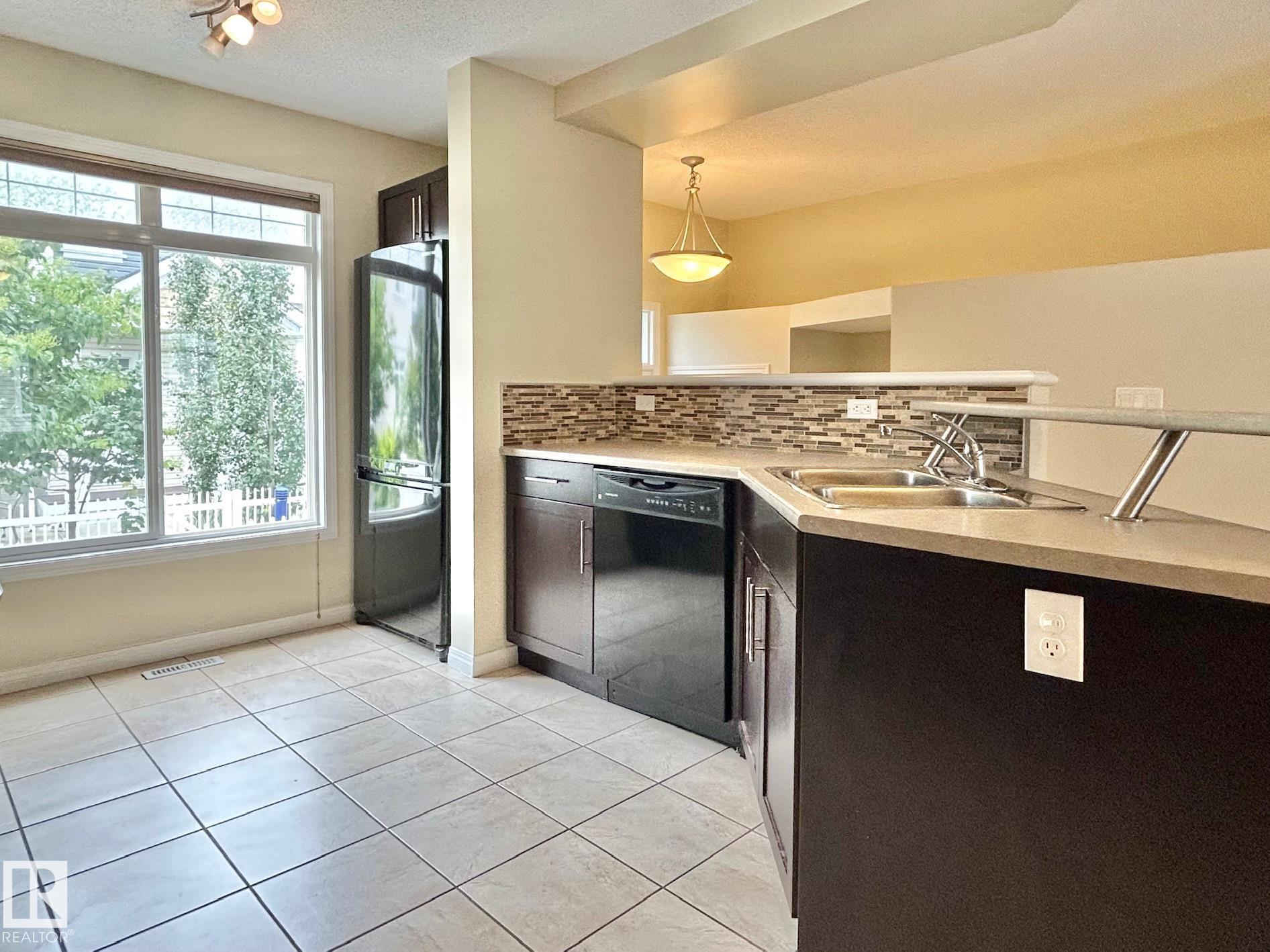 Fifth View of 143 1804 70 Street, Summerside, Edmonton, Alberta, T6X 0H4