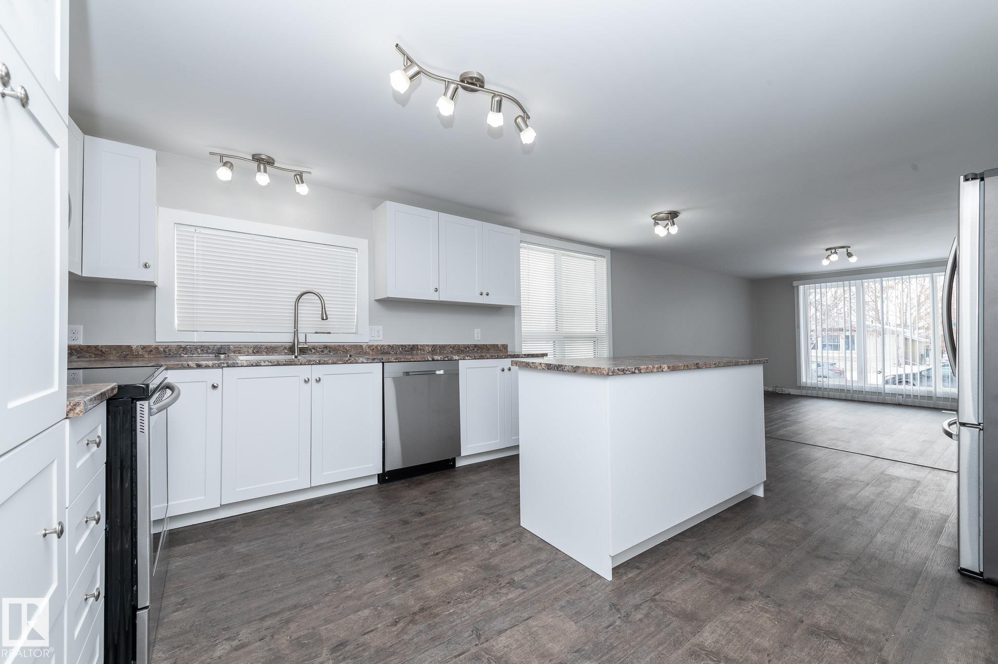 Fourth View of 191 Lee Ridge Road, Lee Ridge, Edmonton, Alberta, T6K 0N1