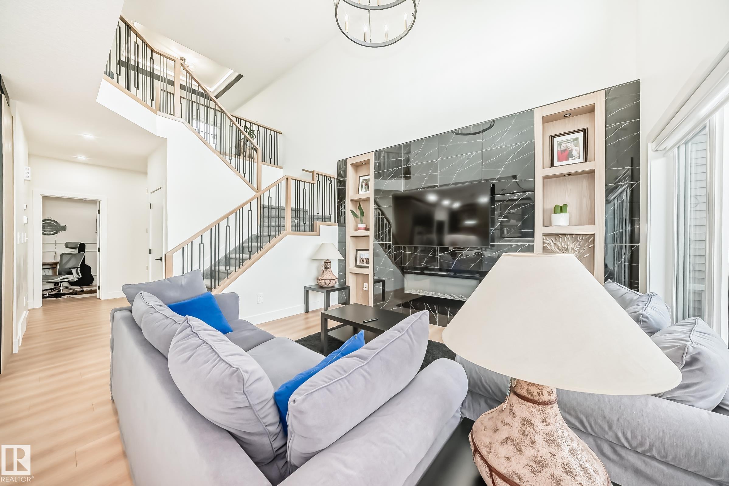 14 EDGEFIELD Way, E4452180, Alberta,