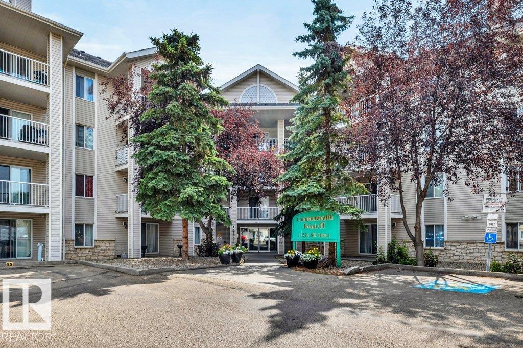 Third View of 2314 11214 80 Street, Cromdale, Edmonton, Alberta, T5B 4V9