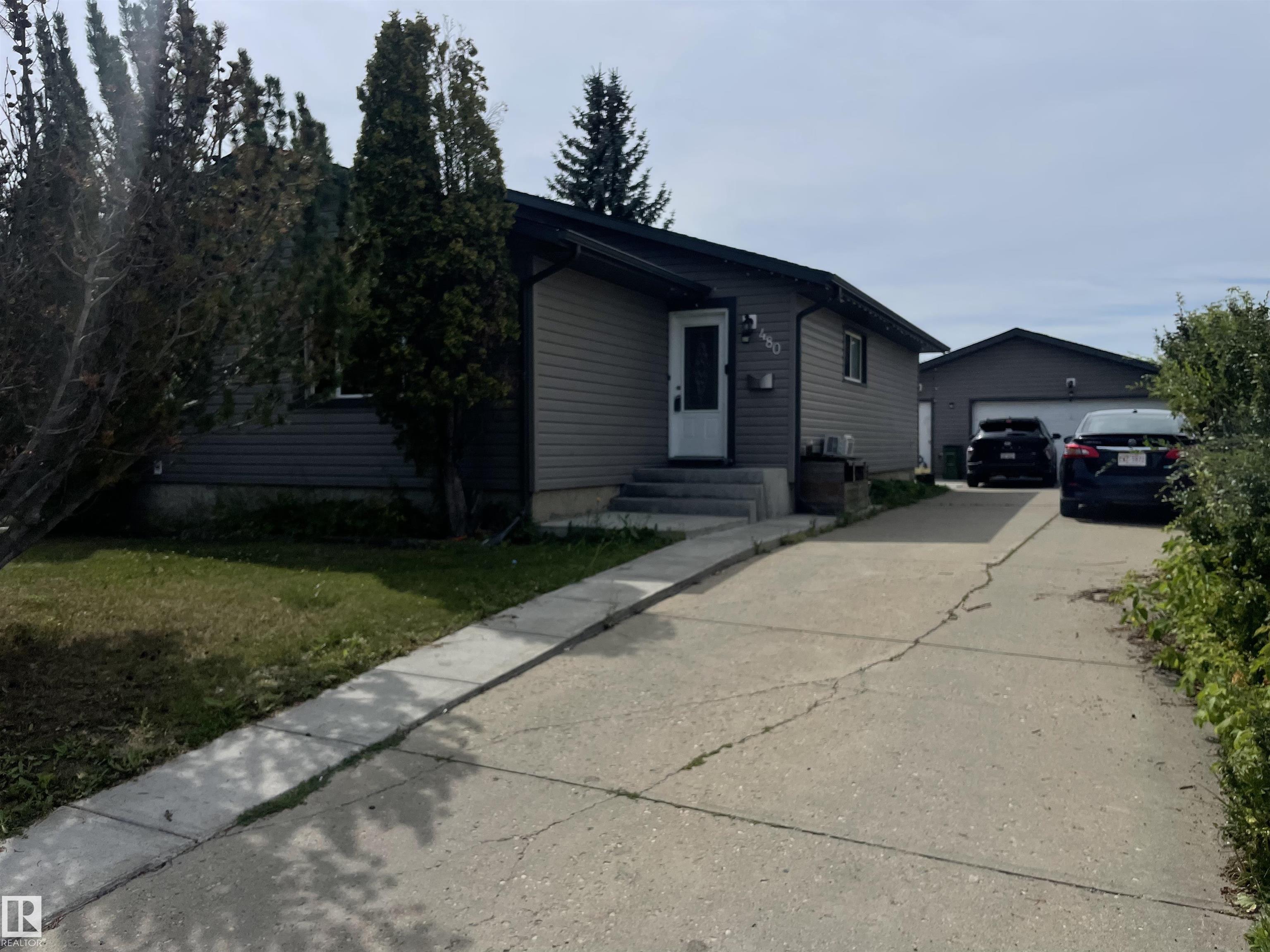 480 DUNLUCE Road, E4452238, Alberta,
