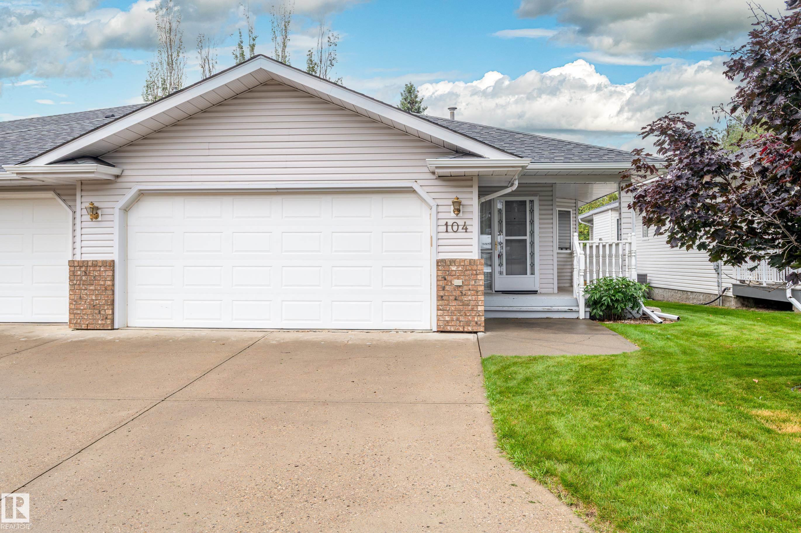 104 LAKESIDE Place, E4452280, Alberta,