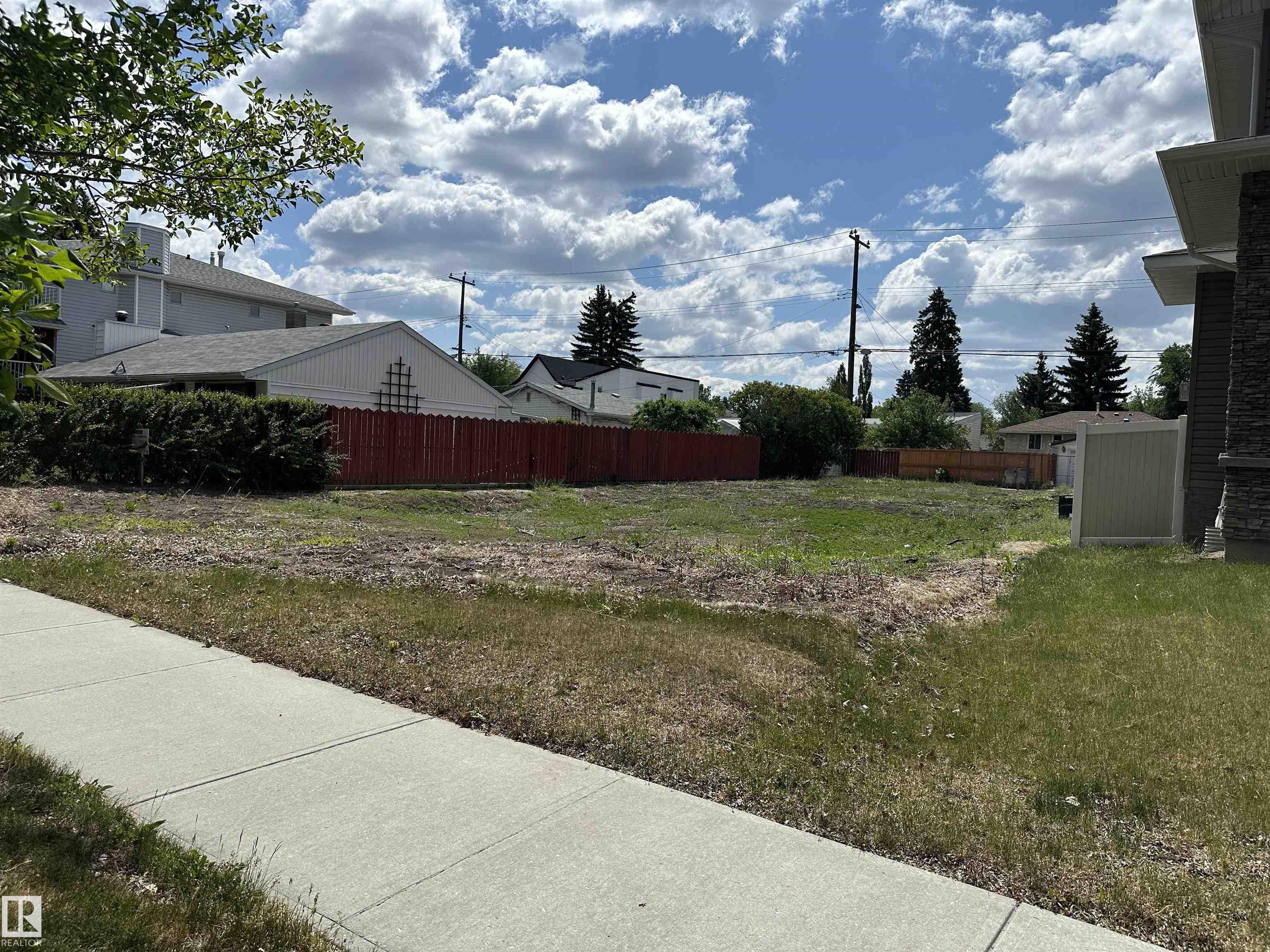 8527 77 Avenue, E4452301, Alberta,