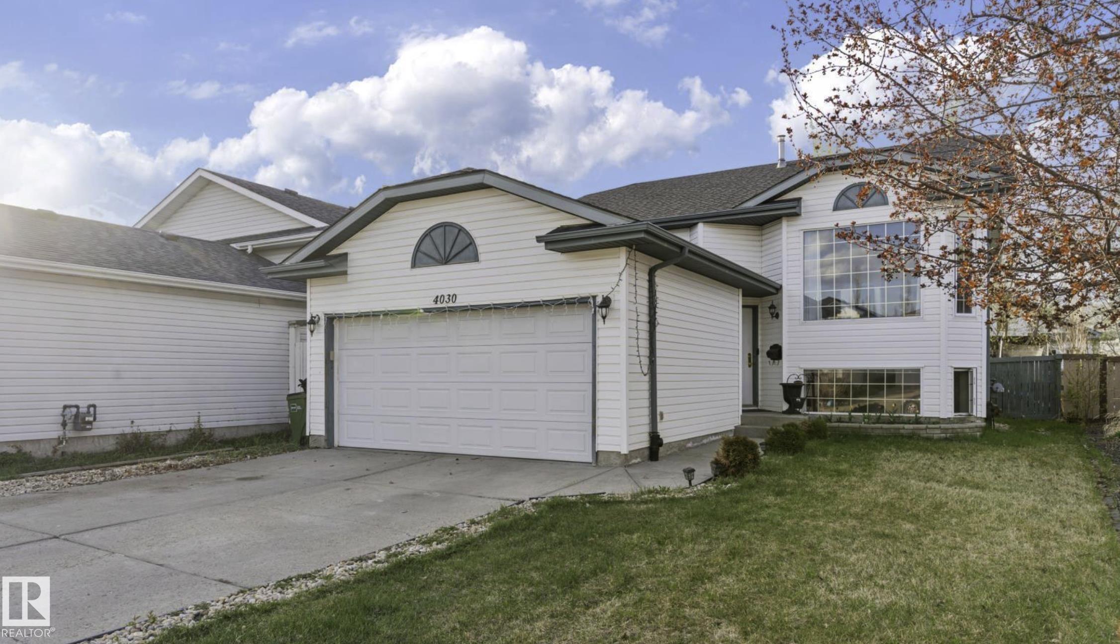 4030 37A Avenue, E4452312, Alberta,