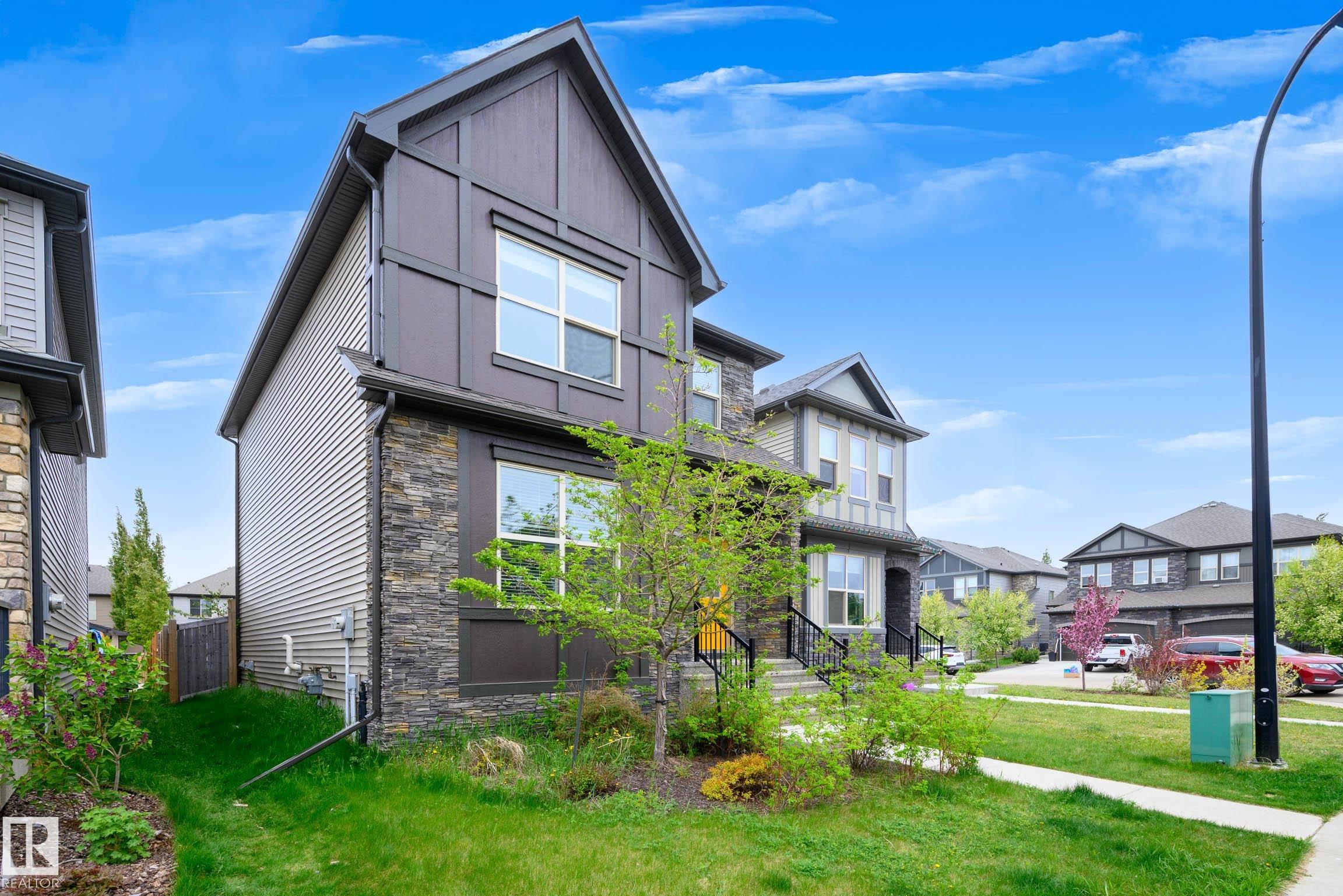 Third View of 30 GREENBURY Manor, Greenbury, Spruce Grove, Alberta, T7X 0M1