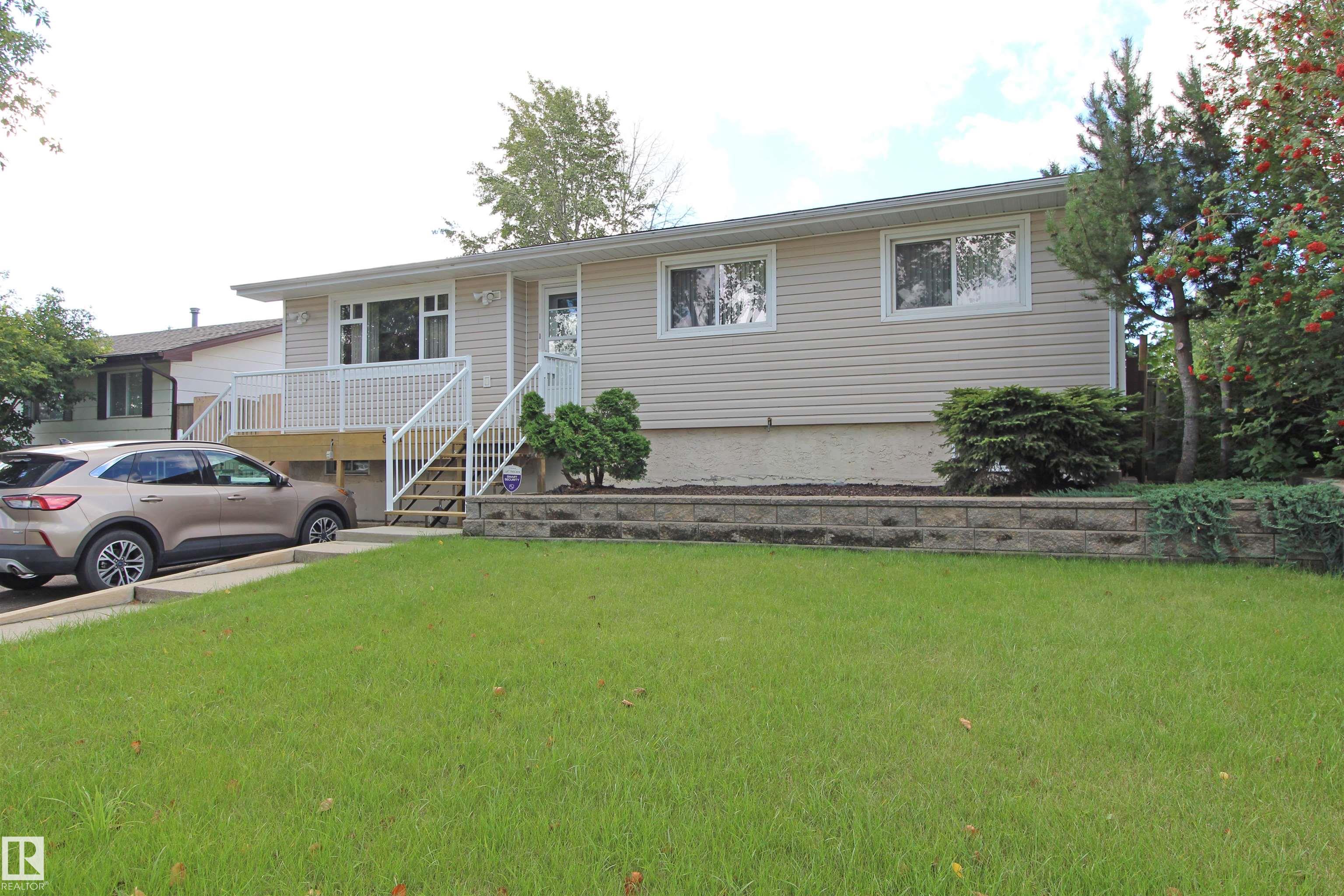 Second View of 5331 37A Avenue, Lynalta, Wetaskiwin, Alberta, T9A 2K5