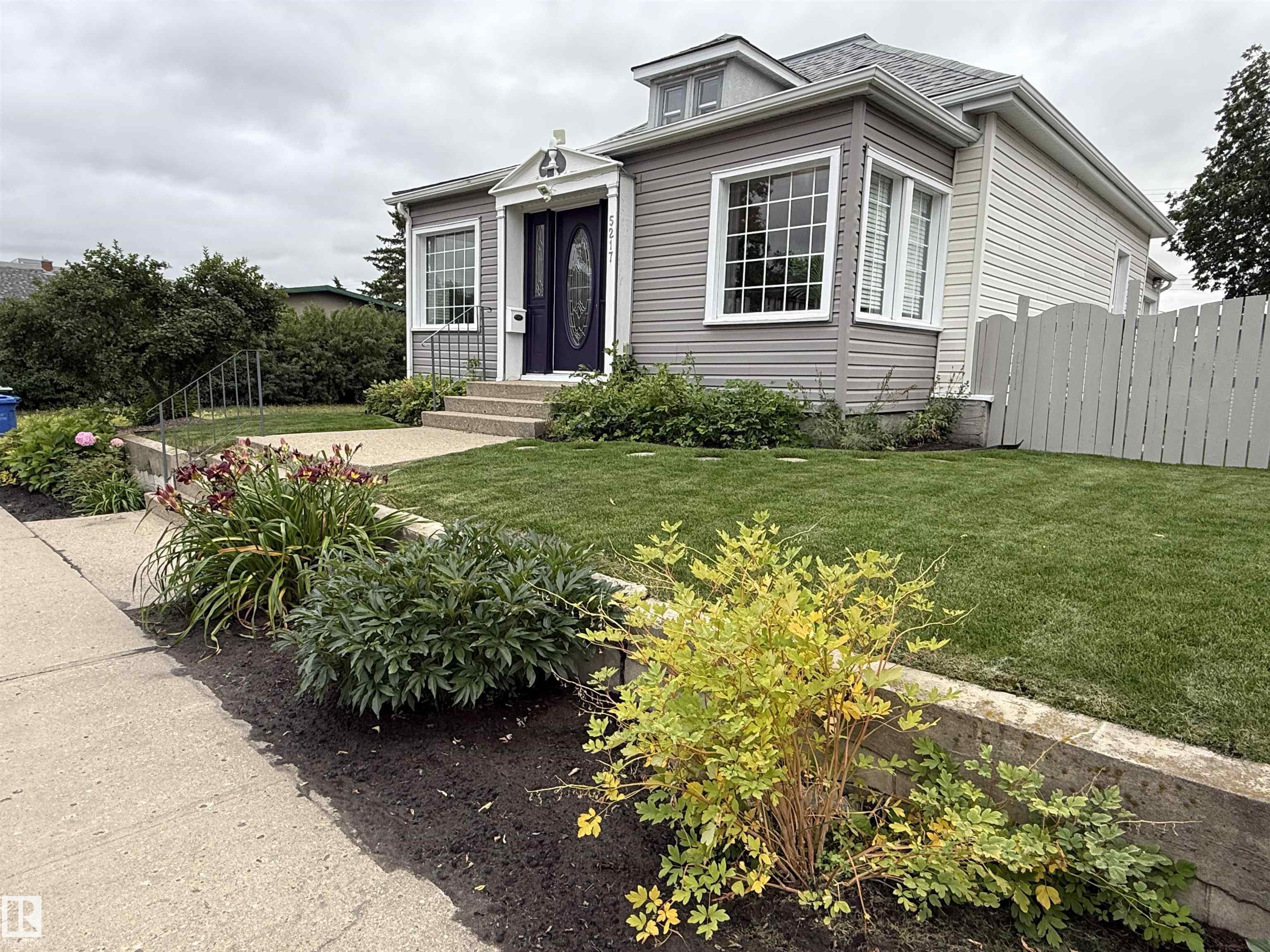 Second View of 5217 51 Avenue, City Center North, Wetaskiwin, Alberta, T9A 0V5