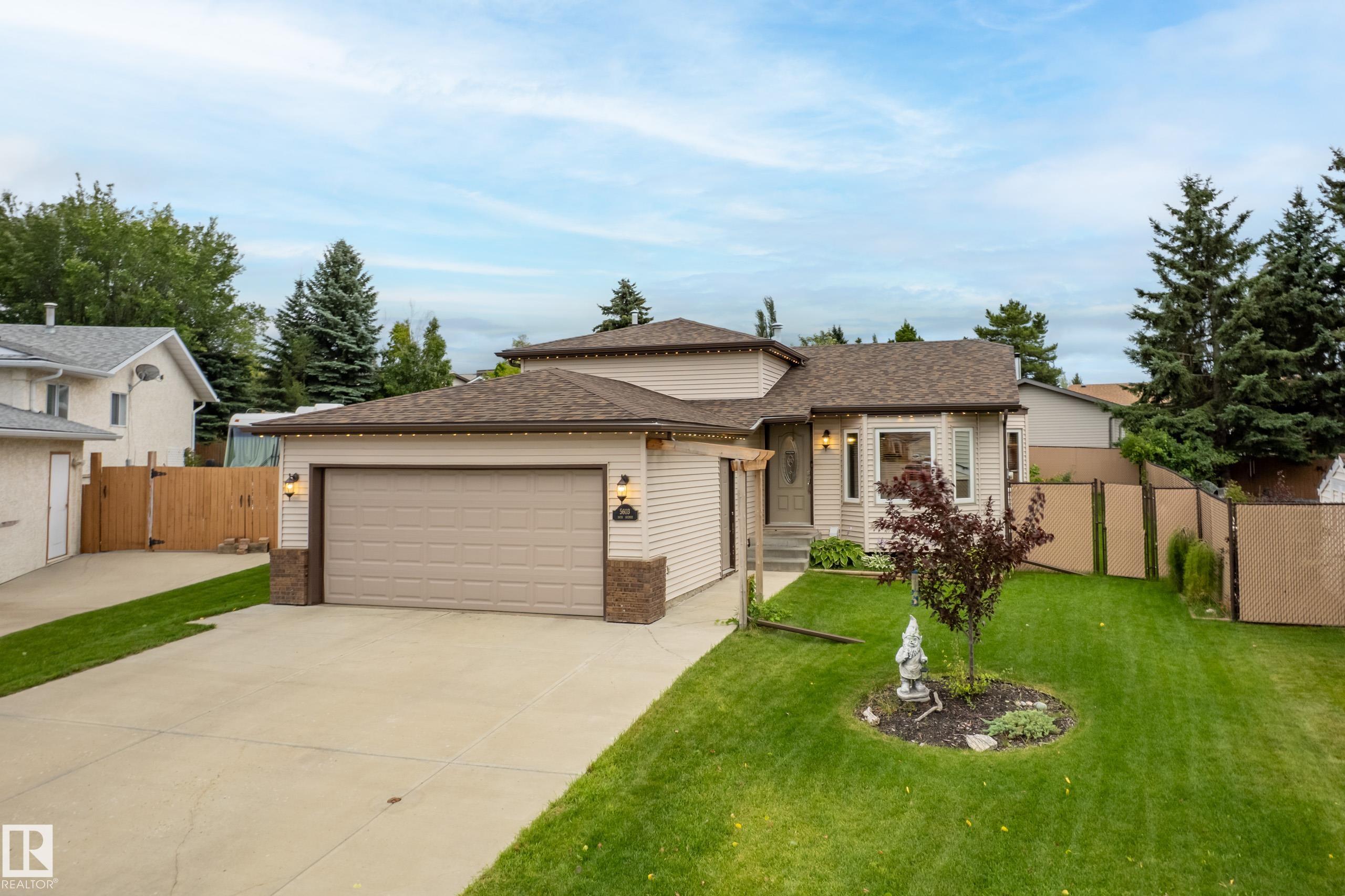 5603 56 Avenue, E4452566, Alberta,