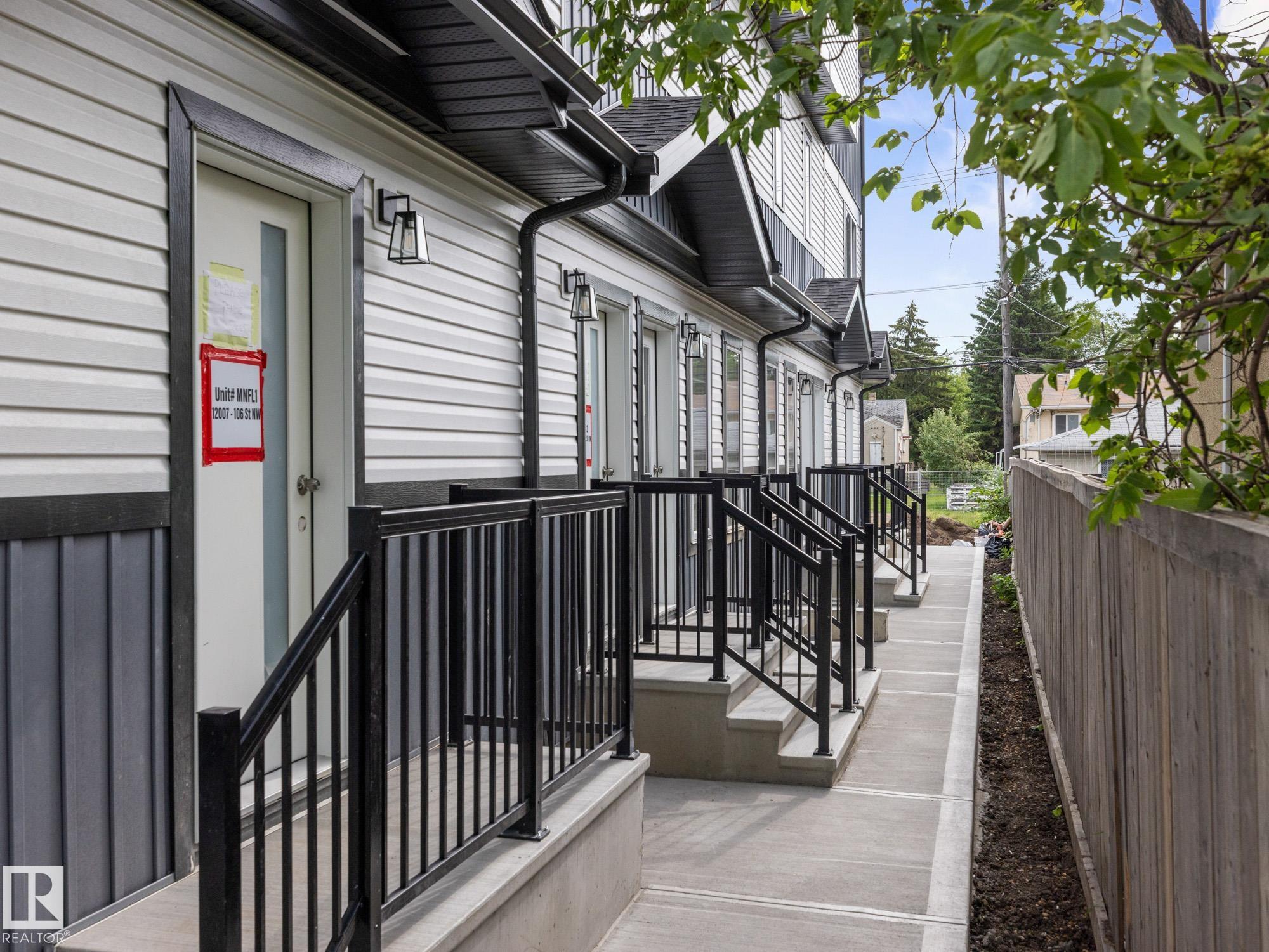 Third View of 12007 106 Street, Westwood (Edmonton), Edmonton, Alberta, T5G 2R5