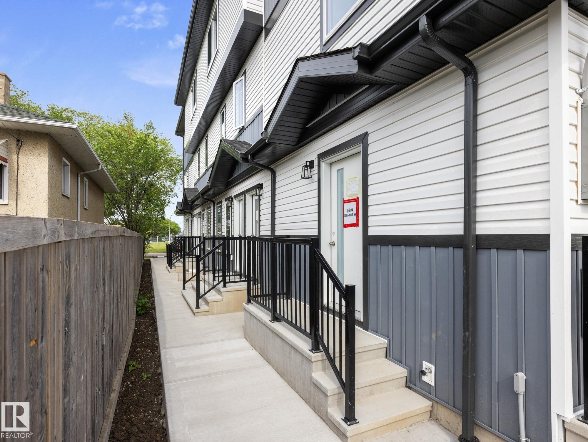 Fourth View of 12007 106 Street, Westwood (Edmonton), Edmonton, Alberta, T5G 2R5