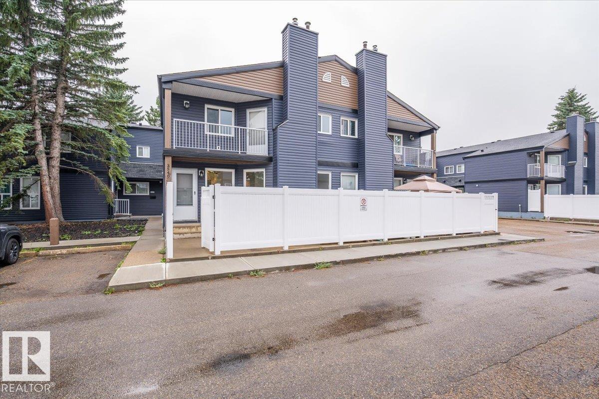 Second View of 3540 42 Street, Minchau, Edmonton, Alberta, T6L 5A1