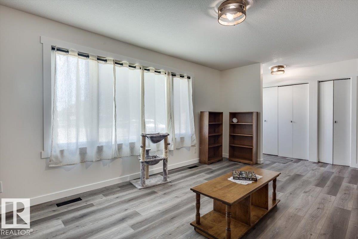Fifth View of 104 OAK Drive, South Centennial, Wetaskiwin, Alberta, T9A 2E7