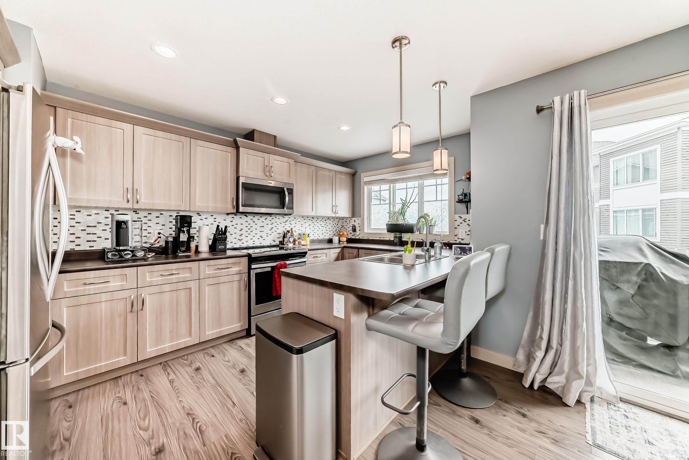 Fourth View of 5 1391 STARLING Drive, Starling, Edmonton, Alberta, T5S 0L3