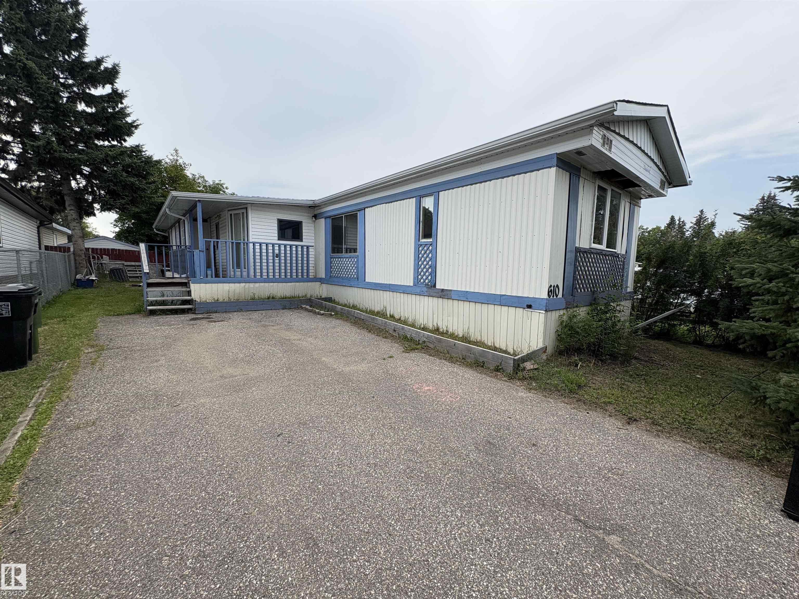 Second View of 610 Evergreen Park Drive NW, Evergreen (Edmonton), Edmonton, Alberta, T5Y 4M2