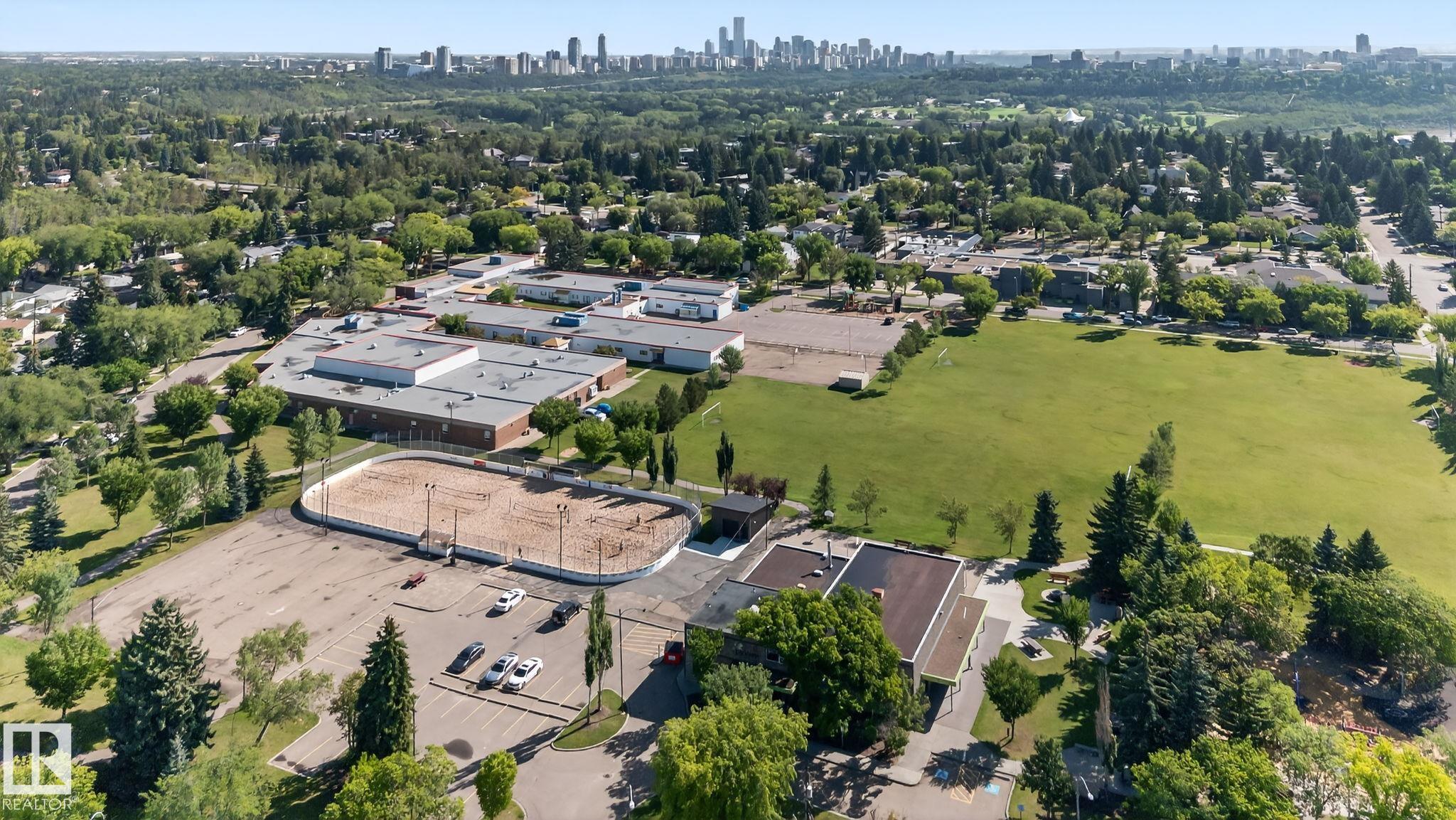 Fourth View of 9239 148 Street, Parkview, Edmonton, Alberta, T5R 1A4