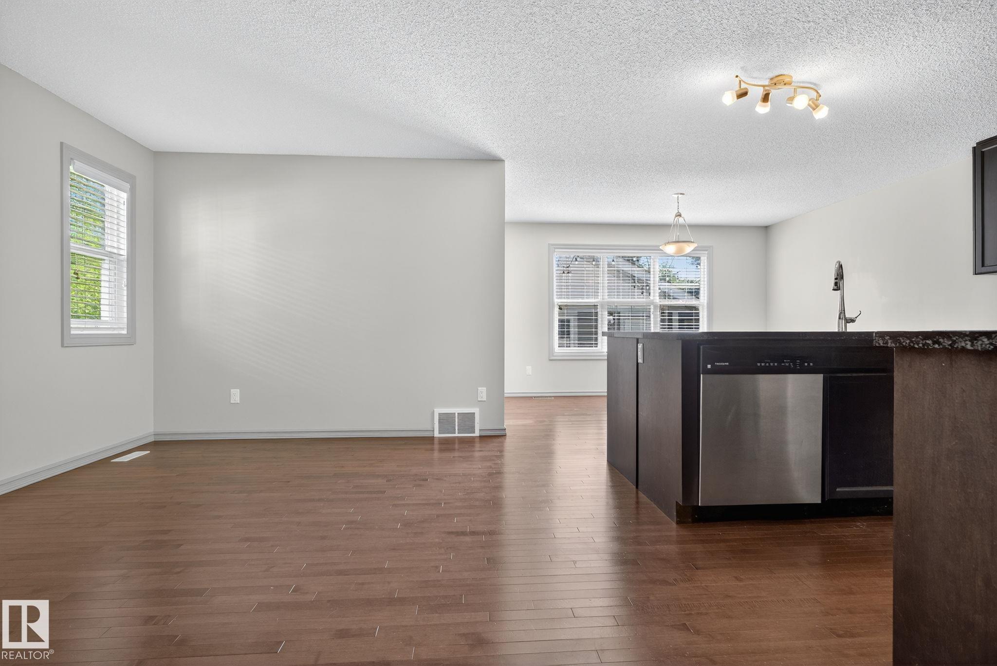 Fourth View of 955 VALOUR Way, Griesbach, Edmonton, Alberta, T5E 6P2
