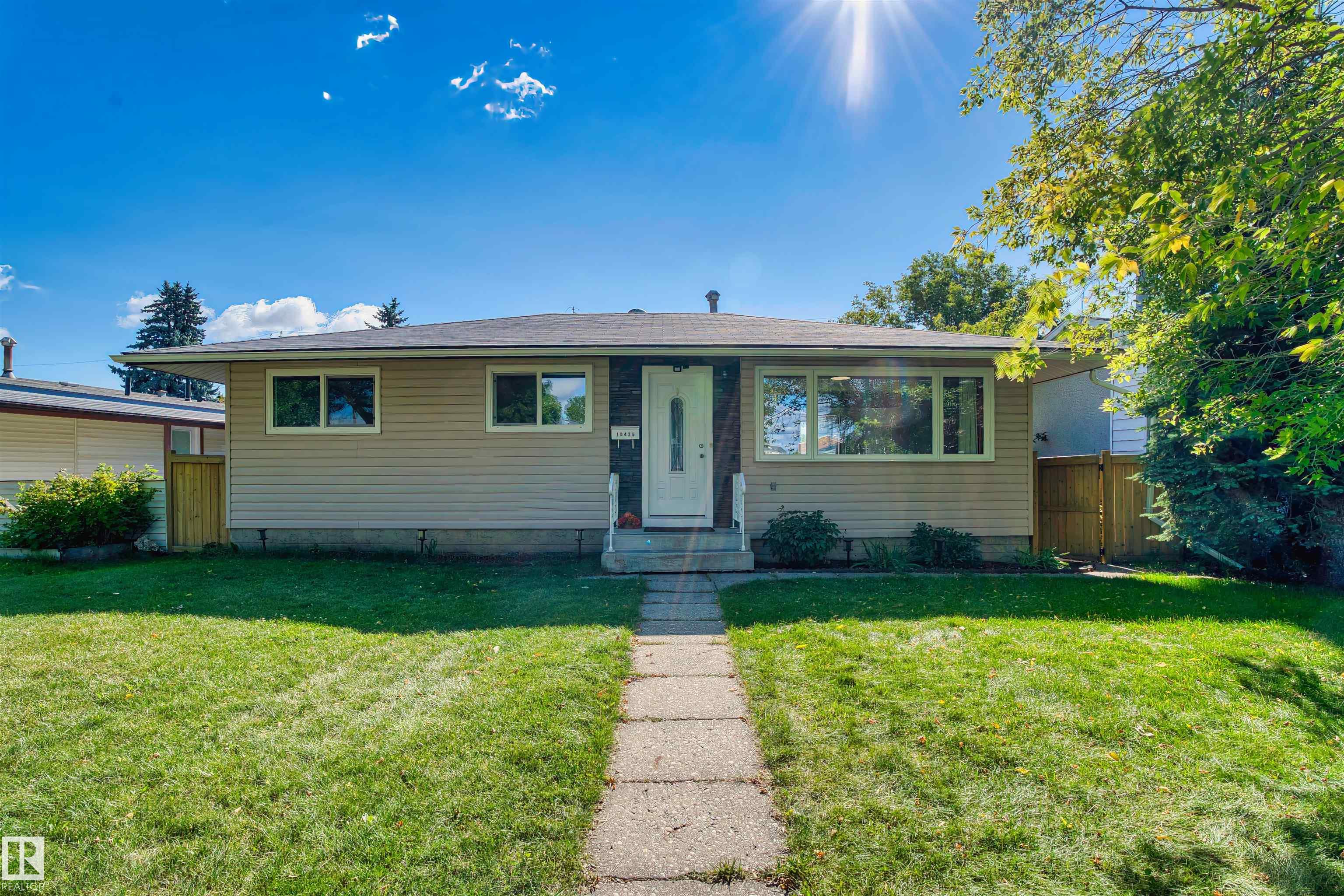 10425 166 Street, E4452666, Alberta,