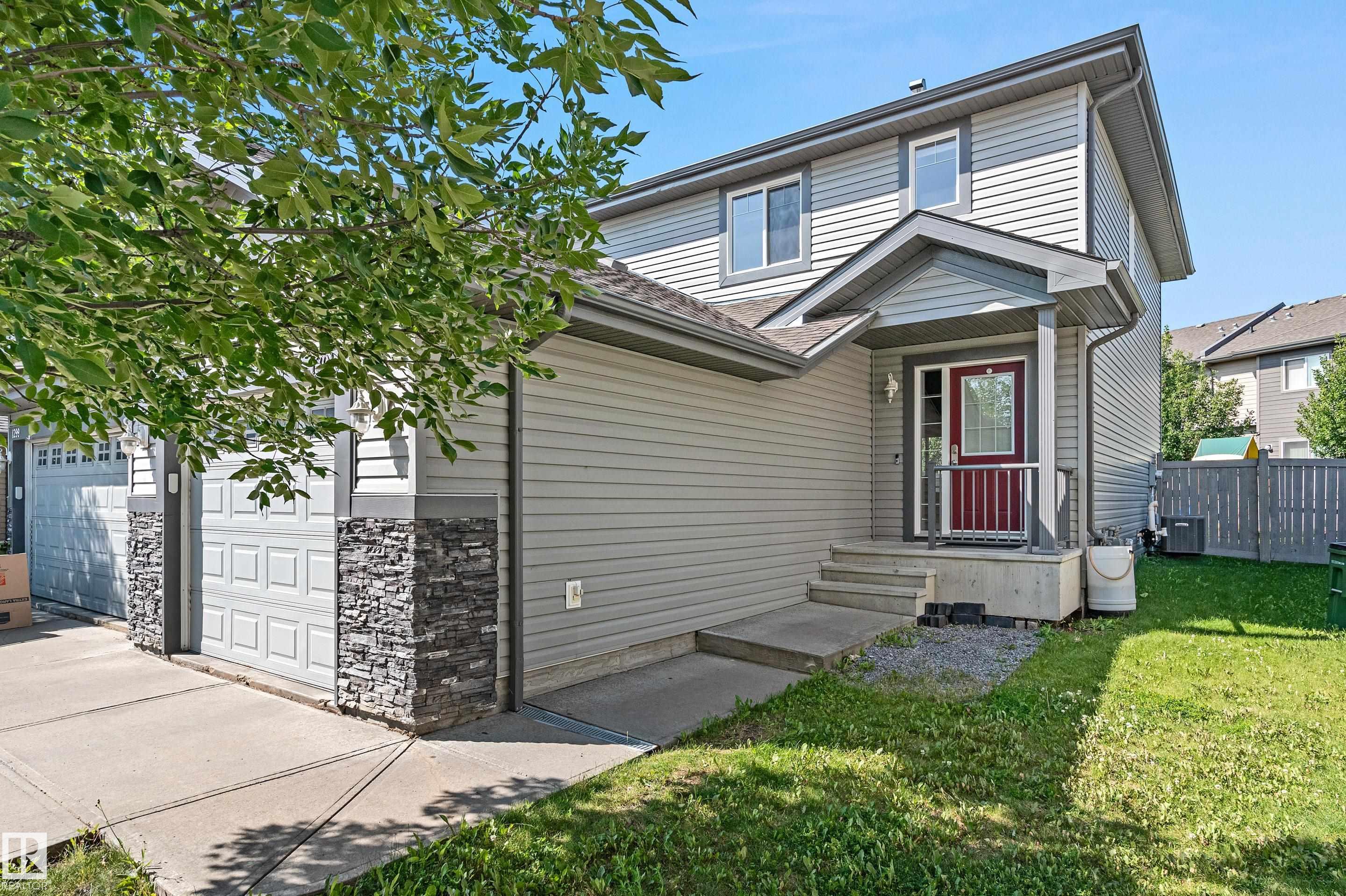 1301 CUNNINGHAM Drive, E4452789, Alberta,