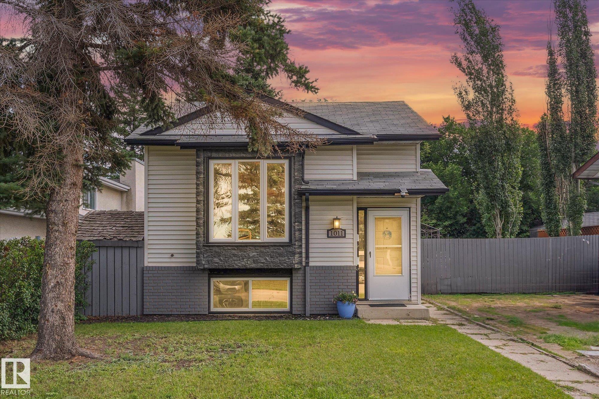 1011 49 Street, E4452800, Alberta,