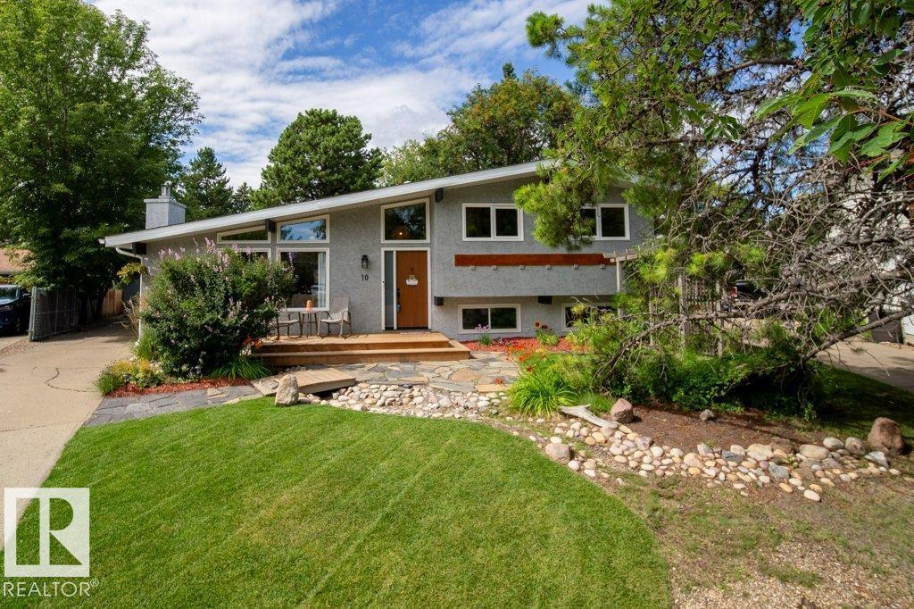 10 LAMOUREUX Place, E4452805, Alberta,