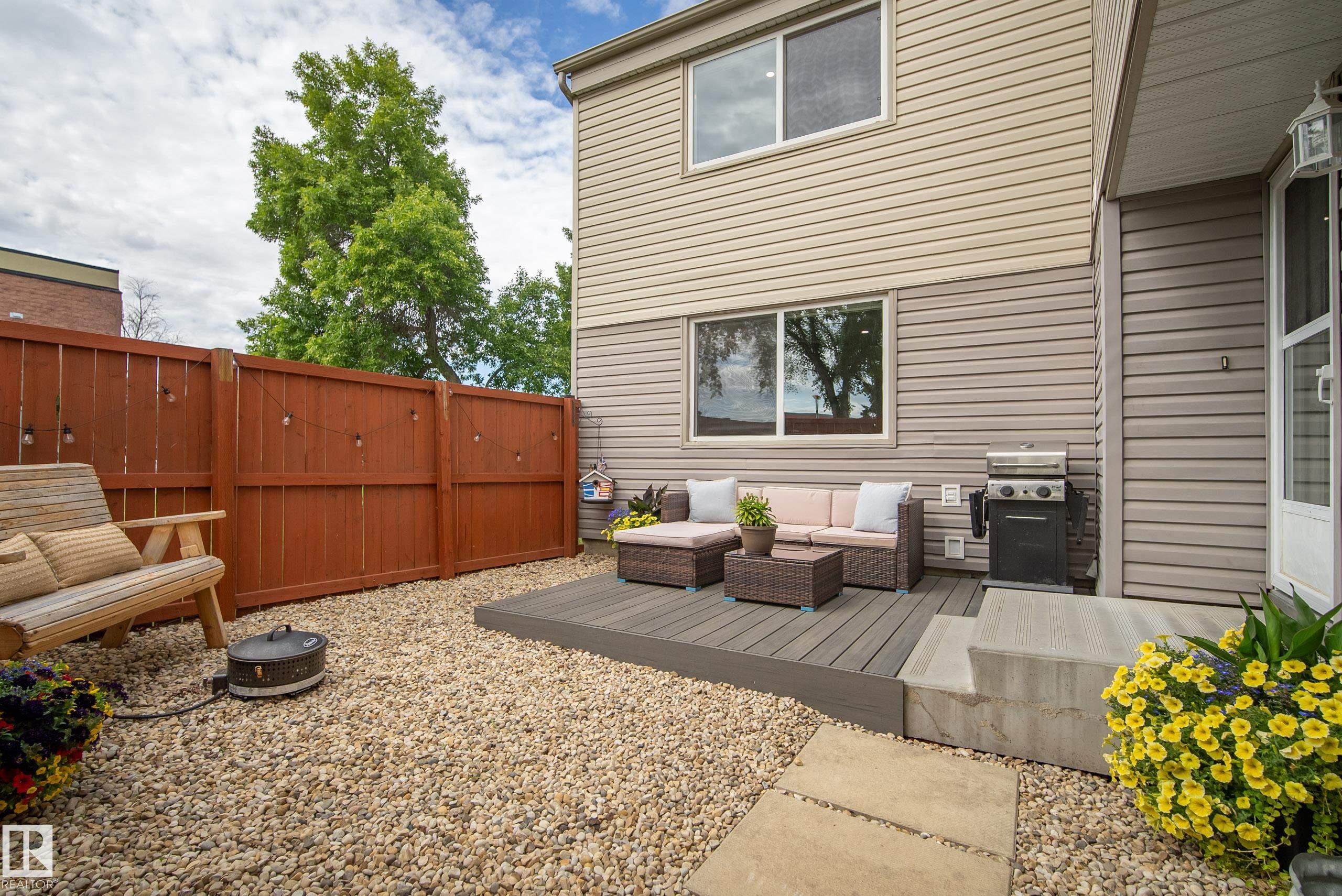Third View of 5614 148 Street, Brander Gardens, Edmonton, Alberta, T6H 4T8