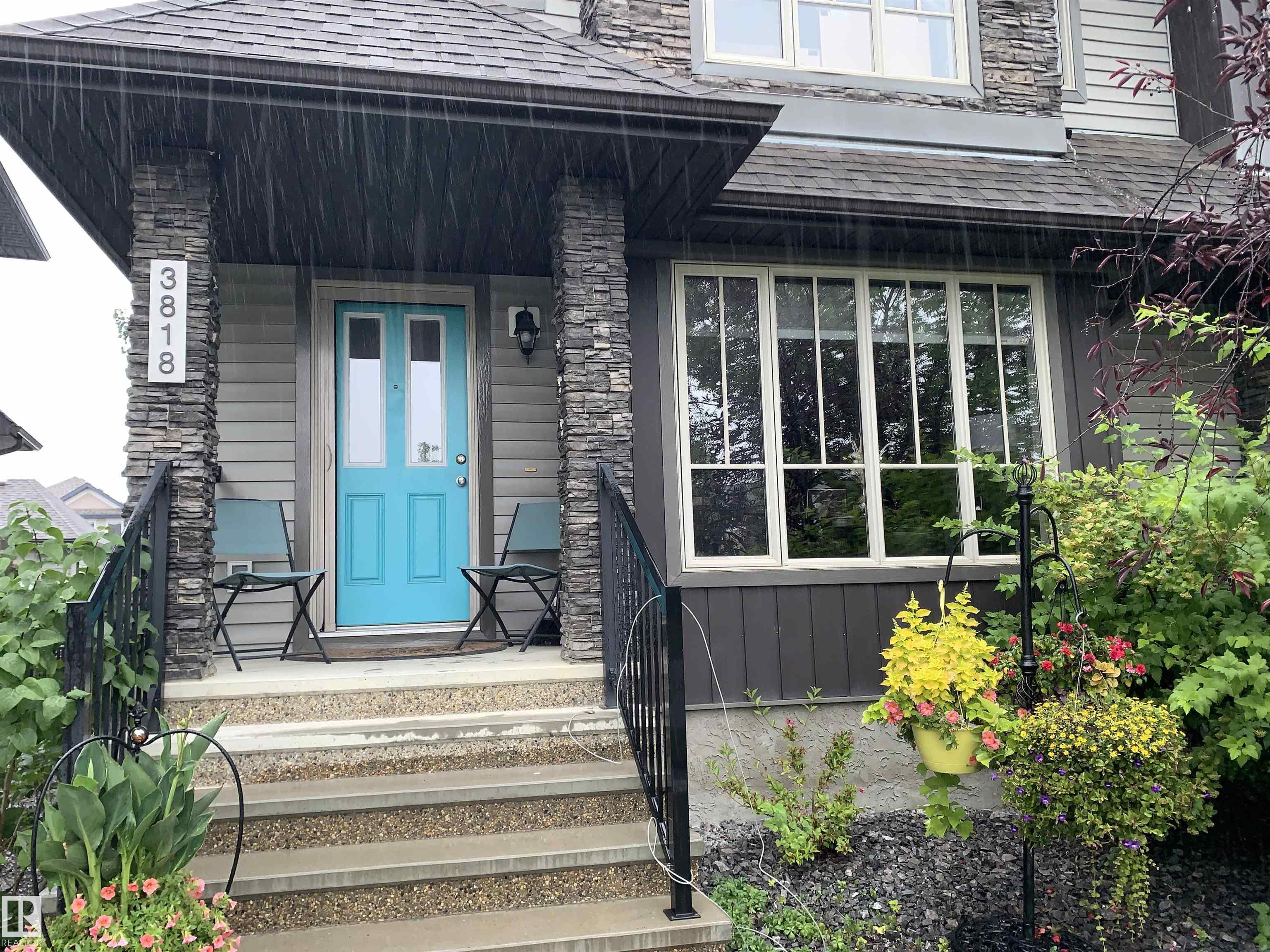 3818 ALLAN Drive, E4452962, Alberta,