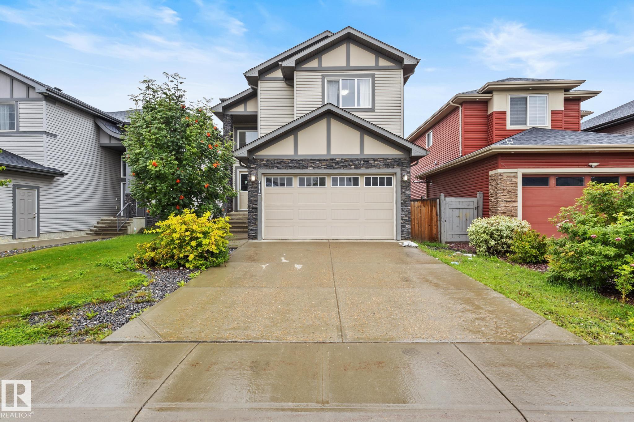 4648 CHARLES Way, E4452969, Alberta,