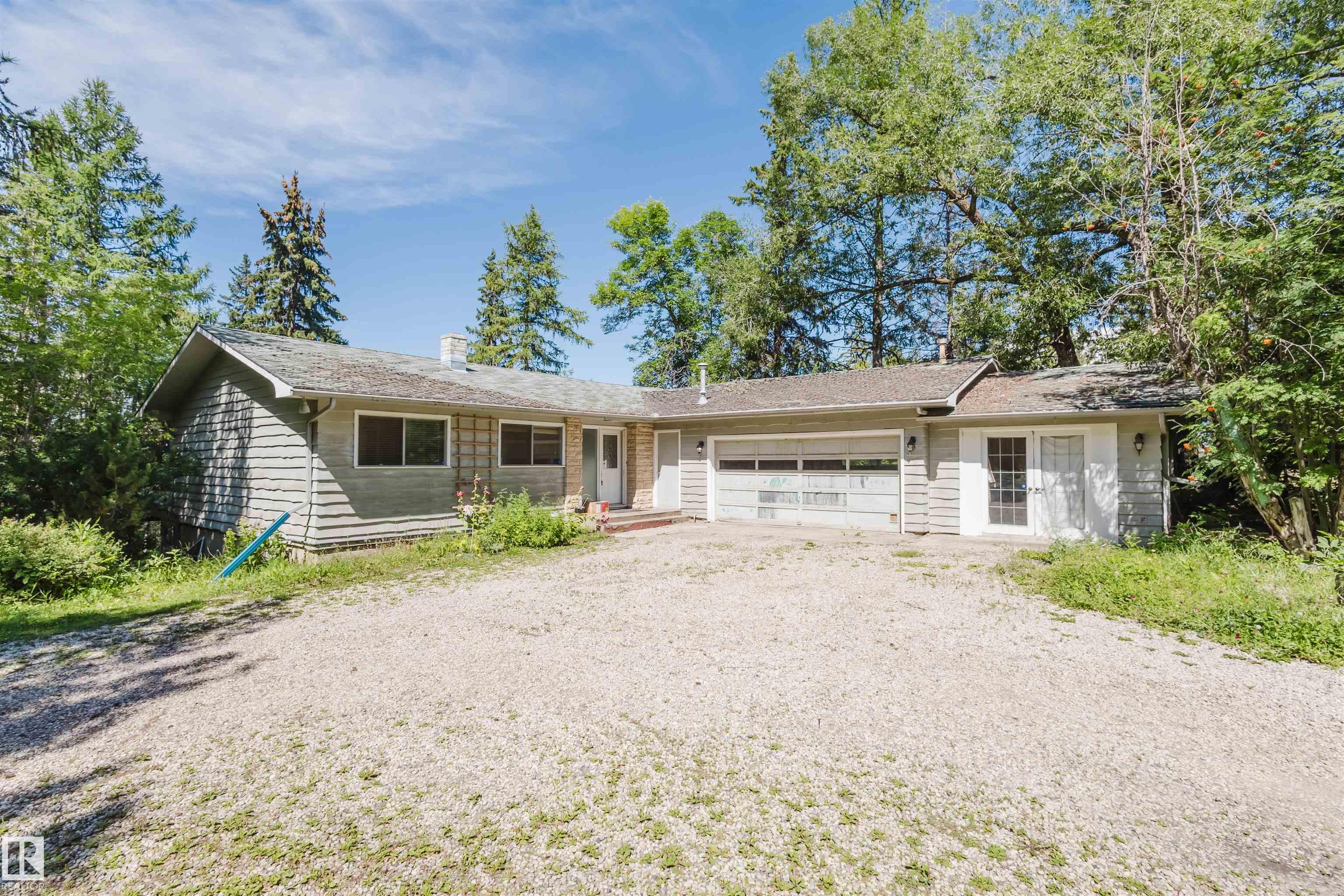 168 WINDERMERE Drive, E4453011, Alberta,