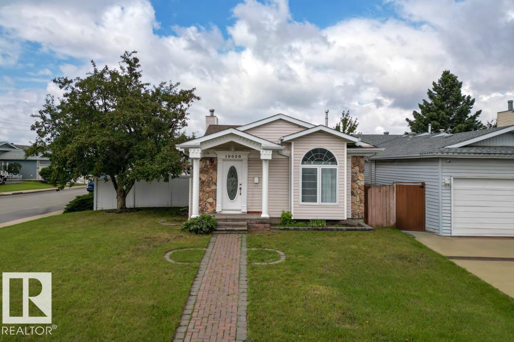 19020 86 Avenue NW, E4453035, Alberta,