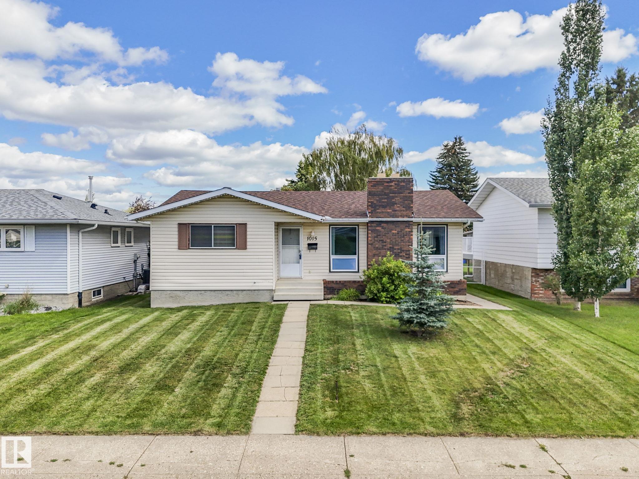 1015 77 Street, E4453131, Alberta,