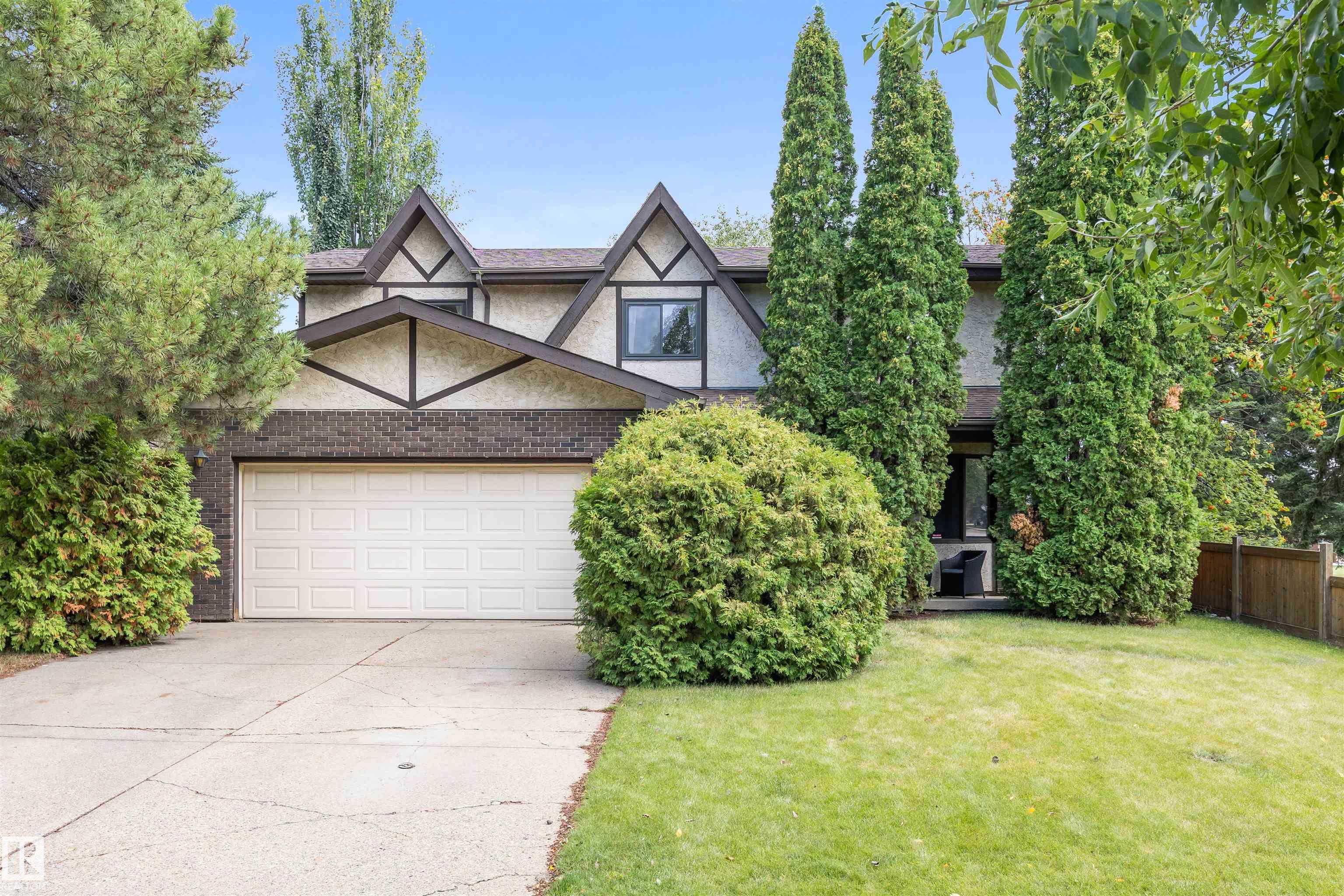 81 LANGHOLM Drive, E4453143, Alberta,