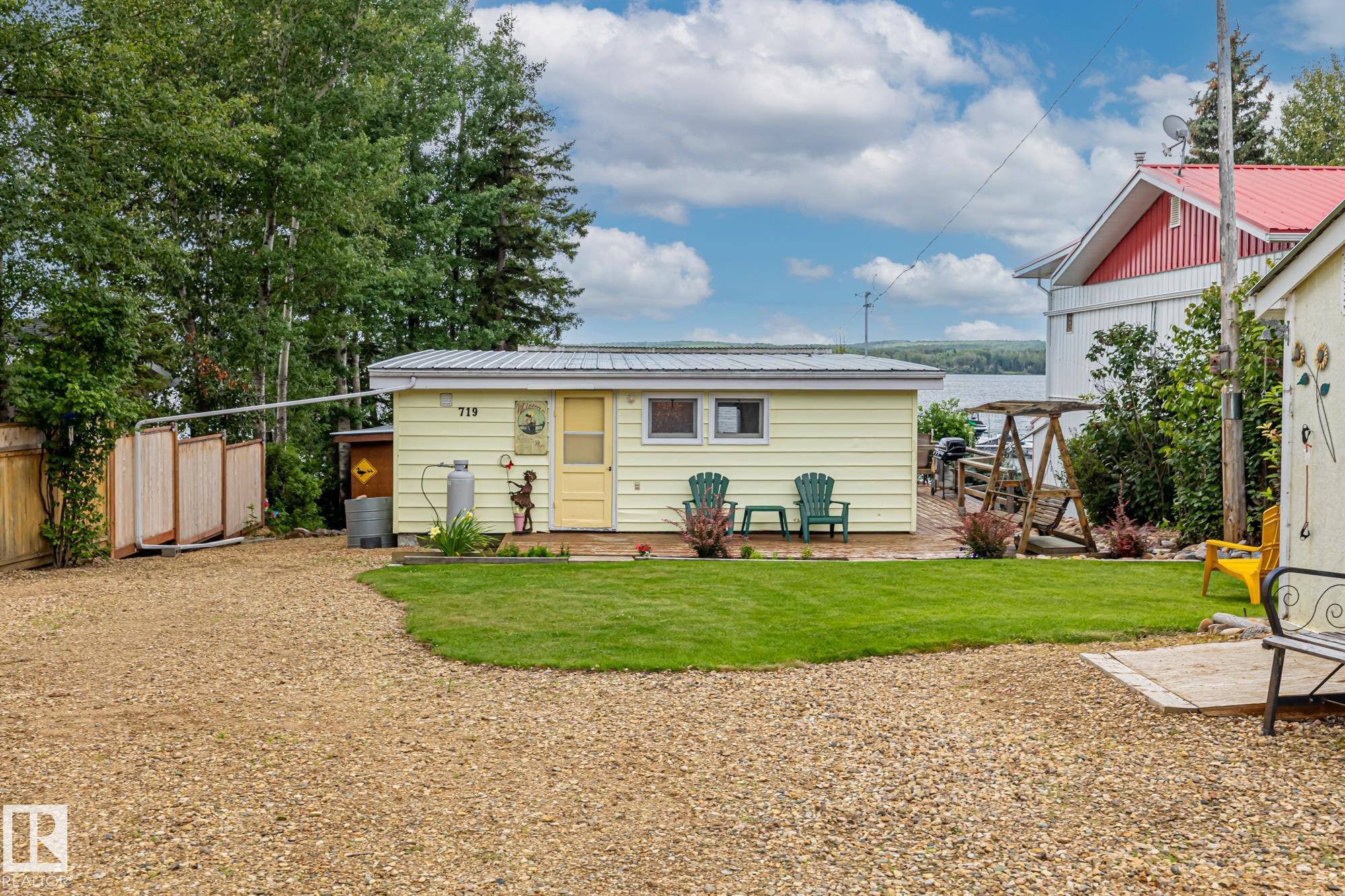 719 Willow Drive, E4453213, Alberta,