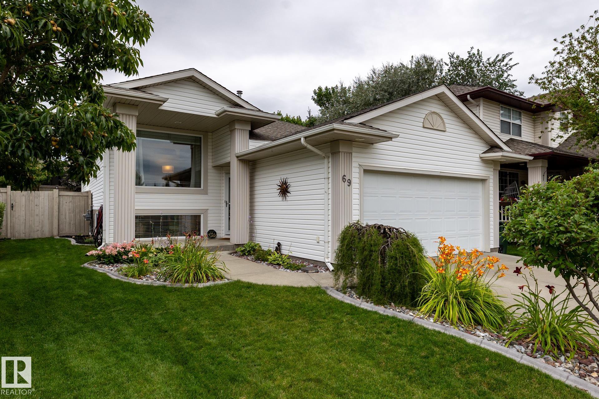69 RIDGEPOINT Way, E4453349, Alberta,