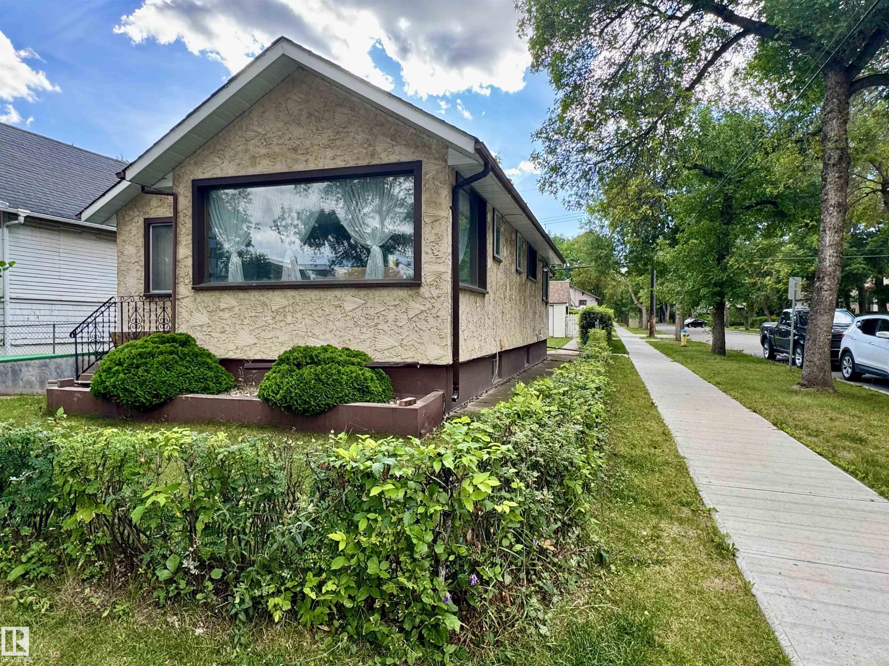 11936 94 Street, E4453419, Alberta,