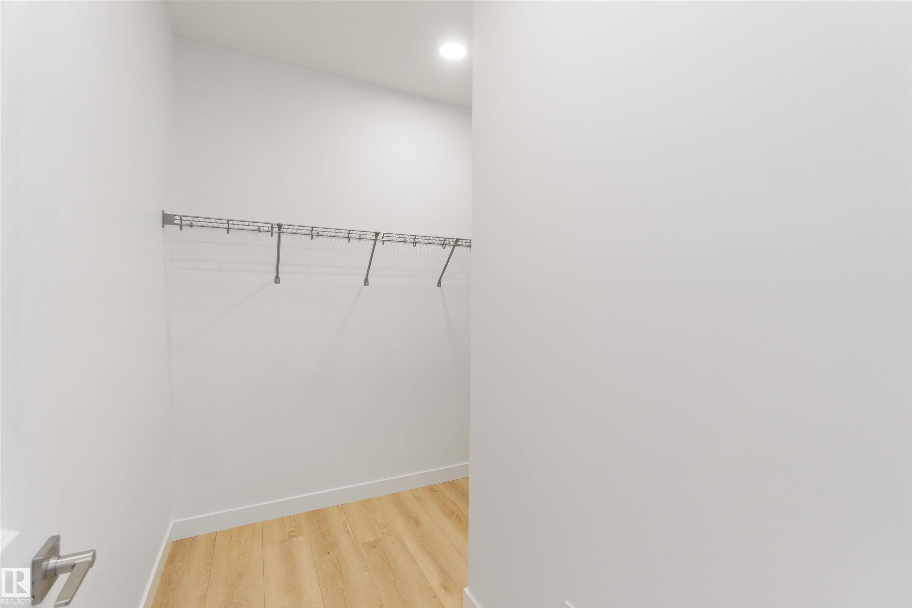 Fifth View of 8531 181 Avenue, Klarvatten, Edmonton, Alberta, T5Z 0X1