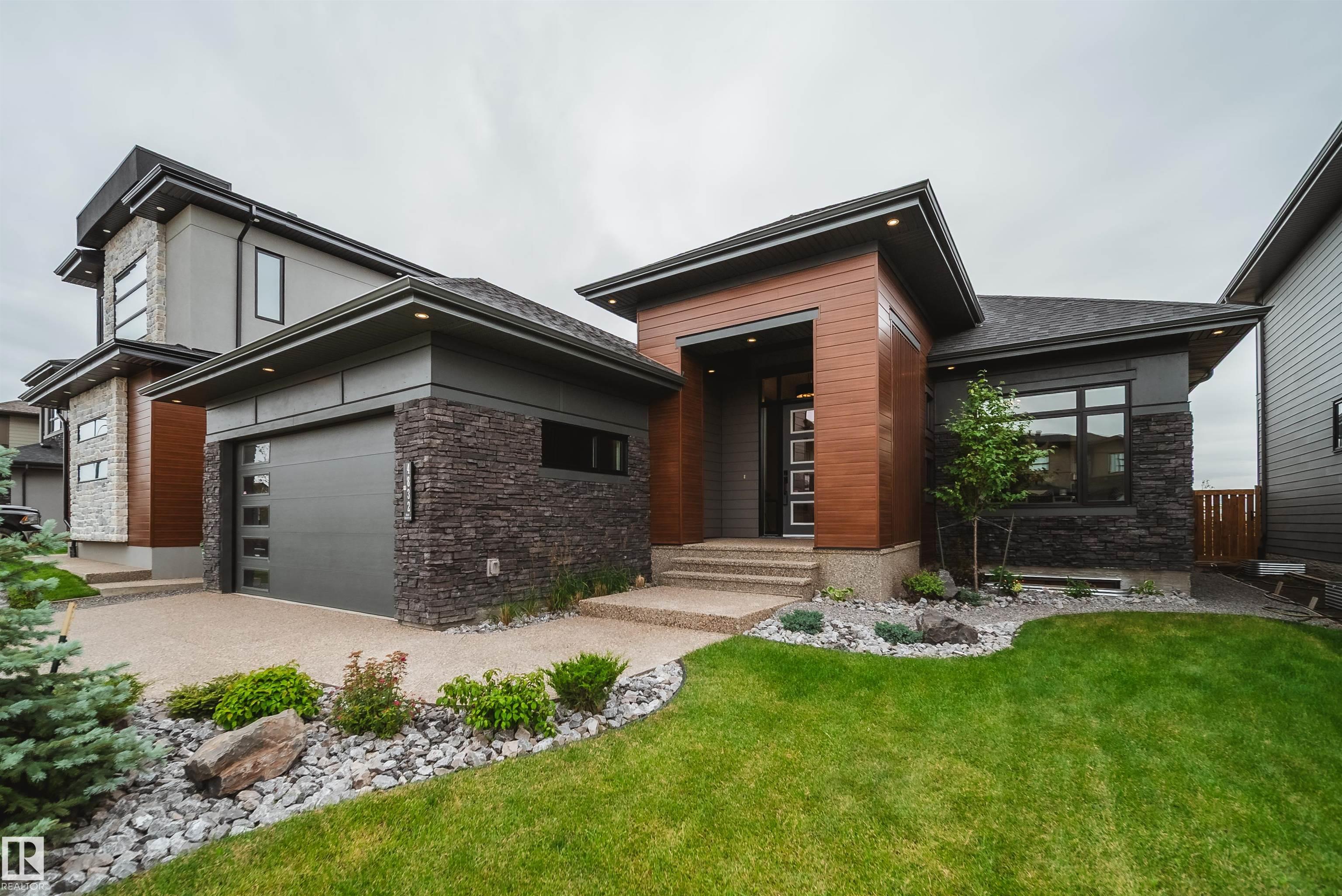 4832 KNIGHT Crescent, E4453631, Alberta,
